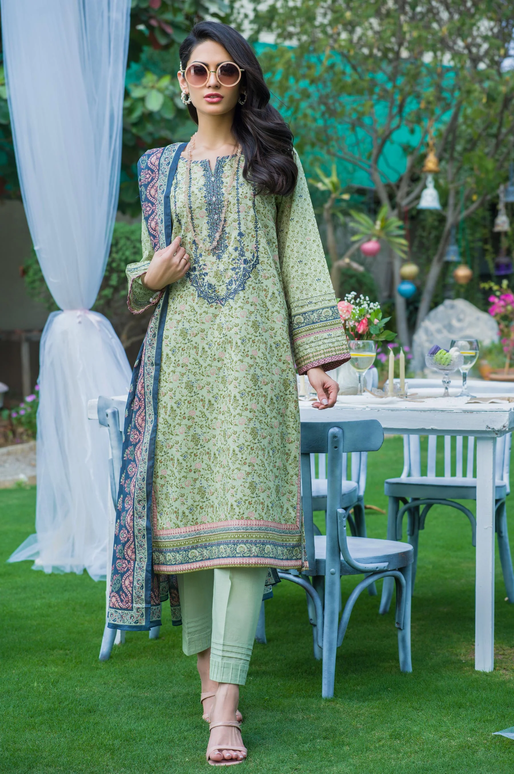 Stitched 3 Piece Embroidered Lawn Suit - Image 5