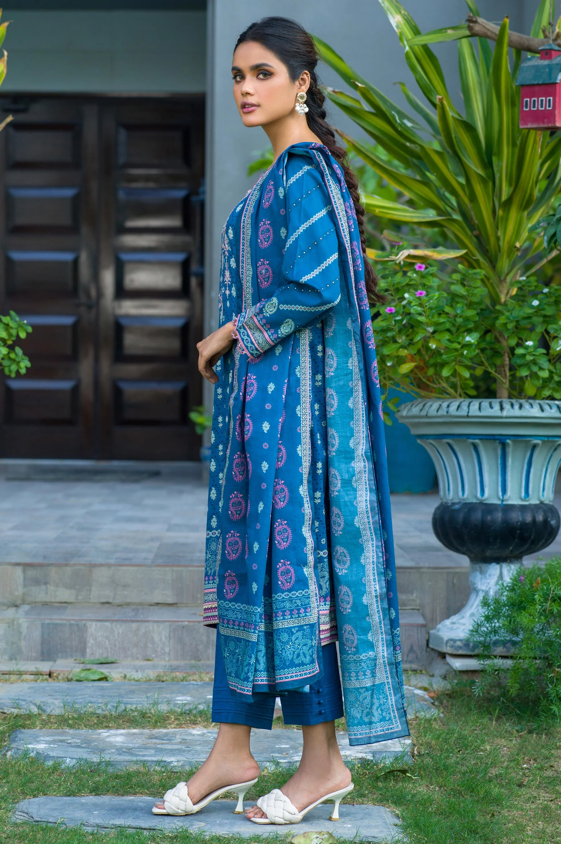 Stitched 3 Piece Embroidered Lawn Suit - Image 3