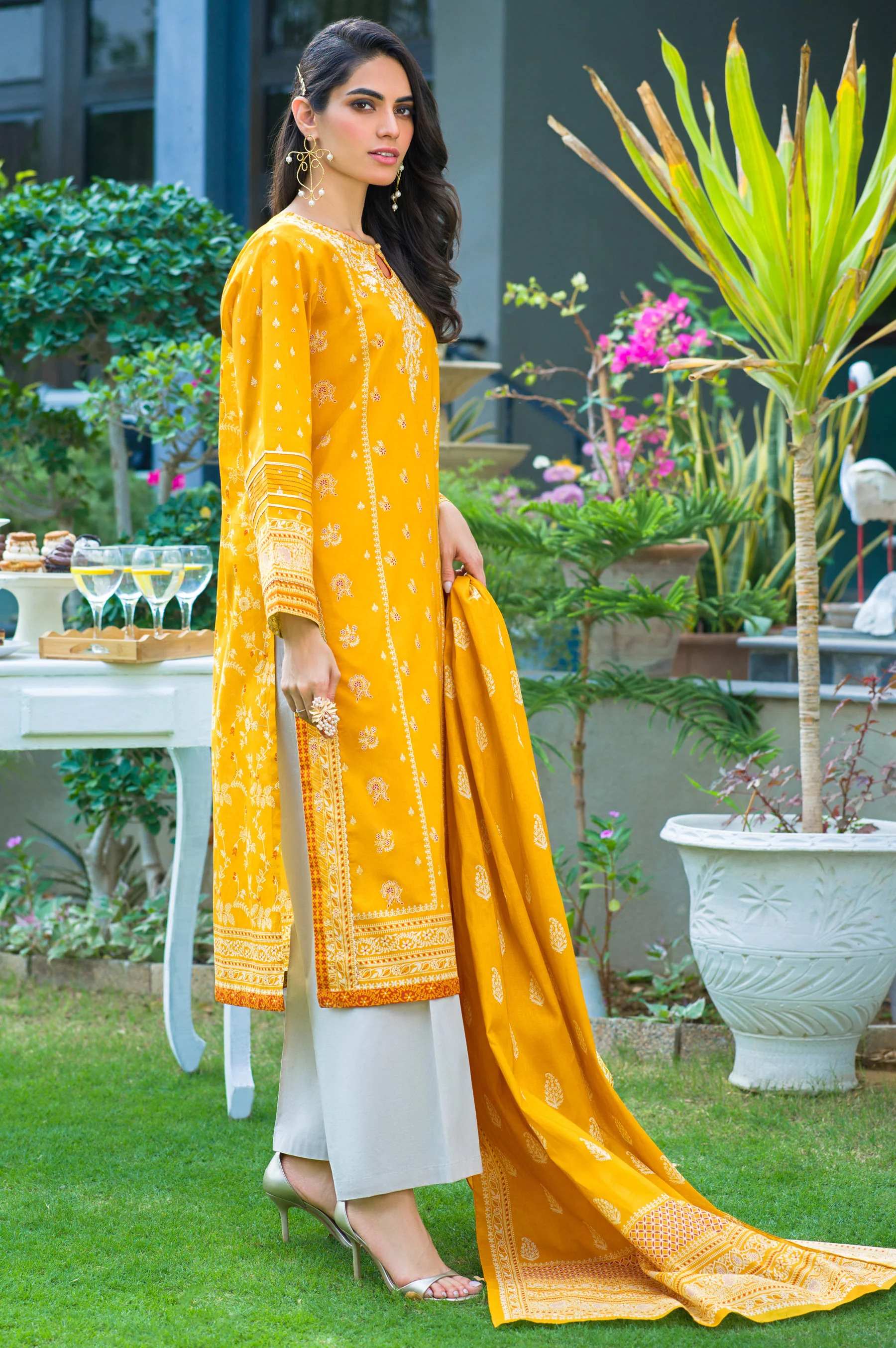 Stitched 3 Piece Embroidered Lawn Suit - Image 4