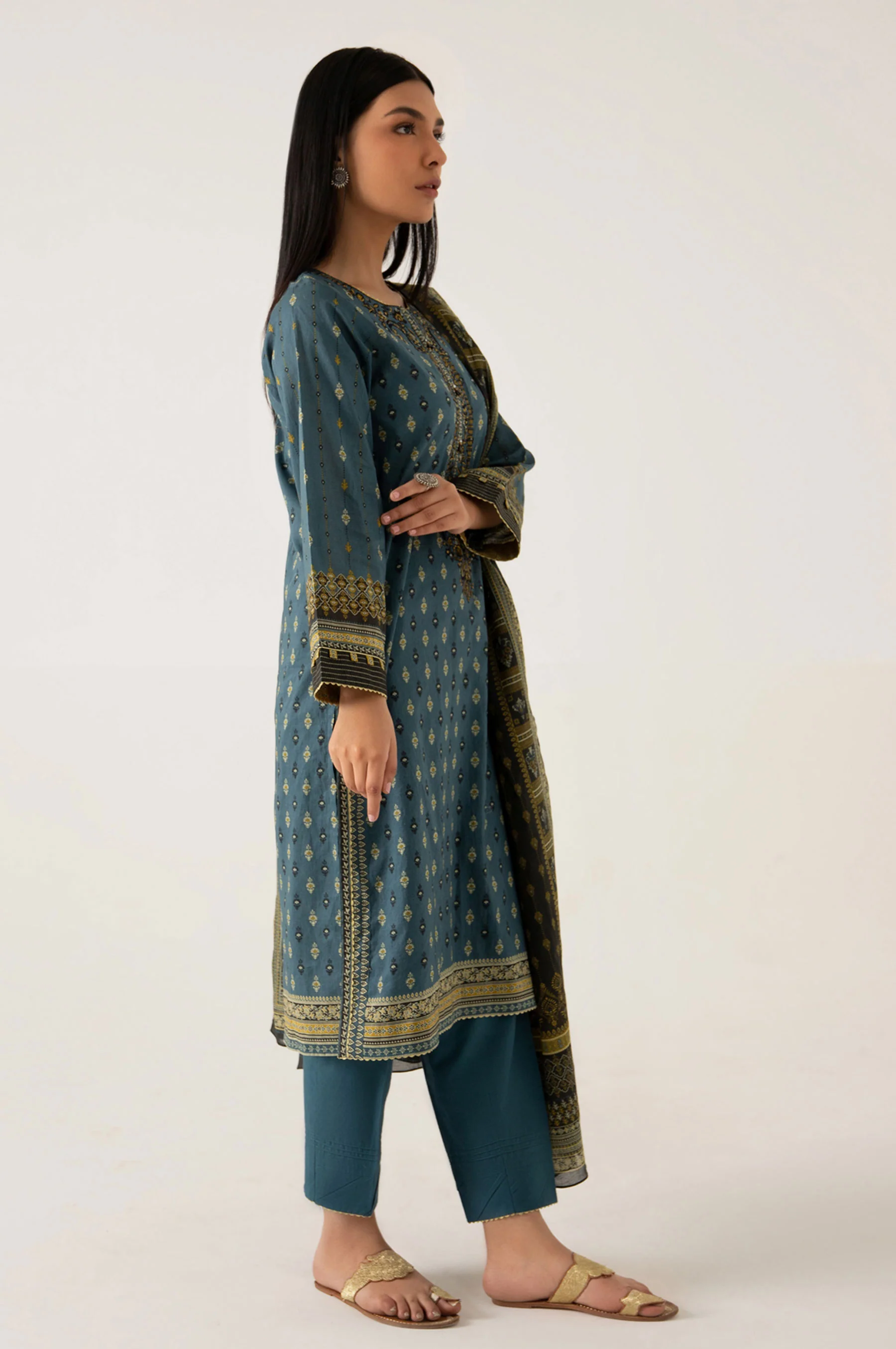 Stitched 3 Piece Embroidered Lawn Suit - Image 4