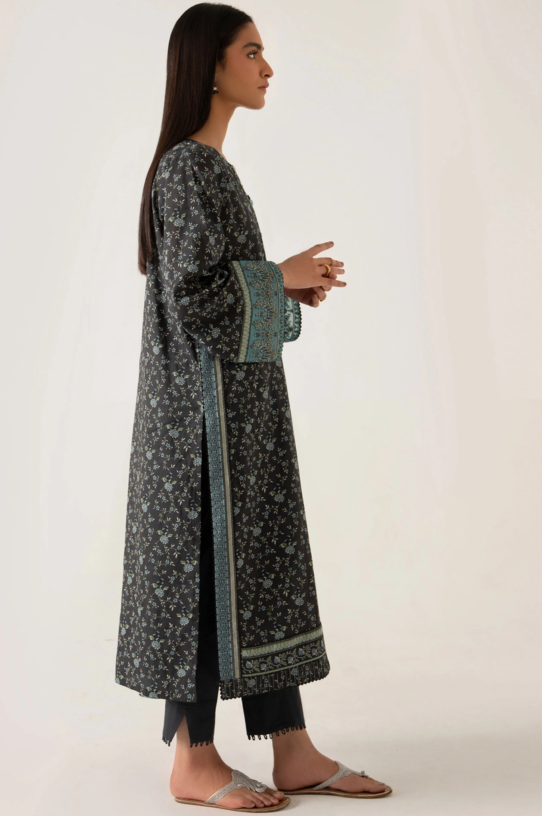 Stitched 3 Piece Embroidered Lawn Suit - Image 4