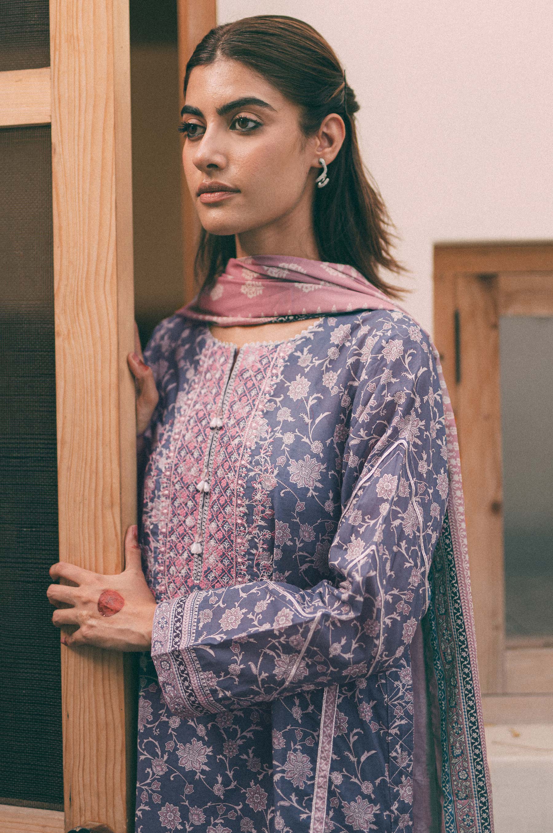 Stitched 3 Piece Embroidered Lawn shirt with Cotton Net Dupatta - Image 3