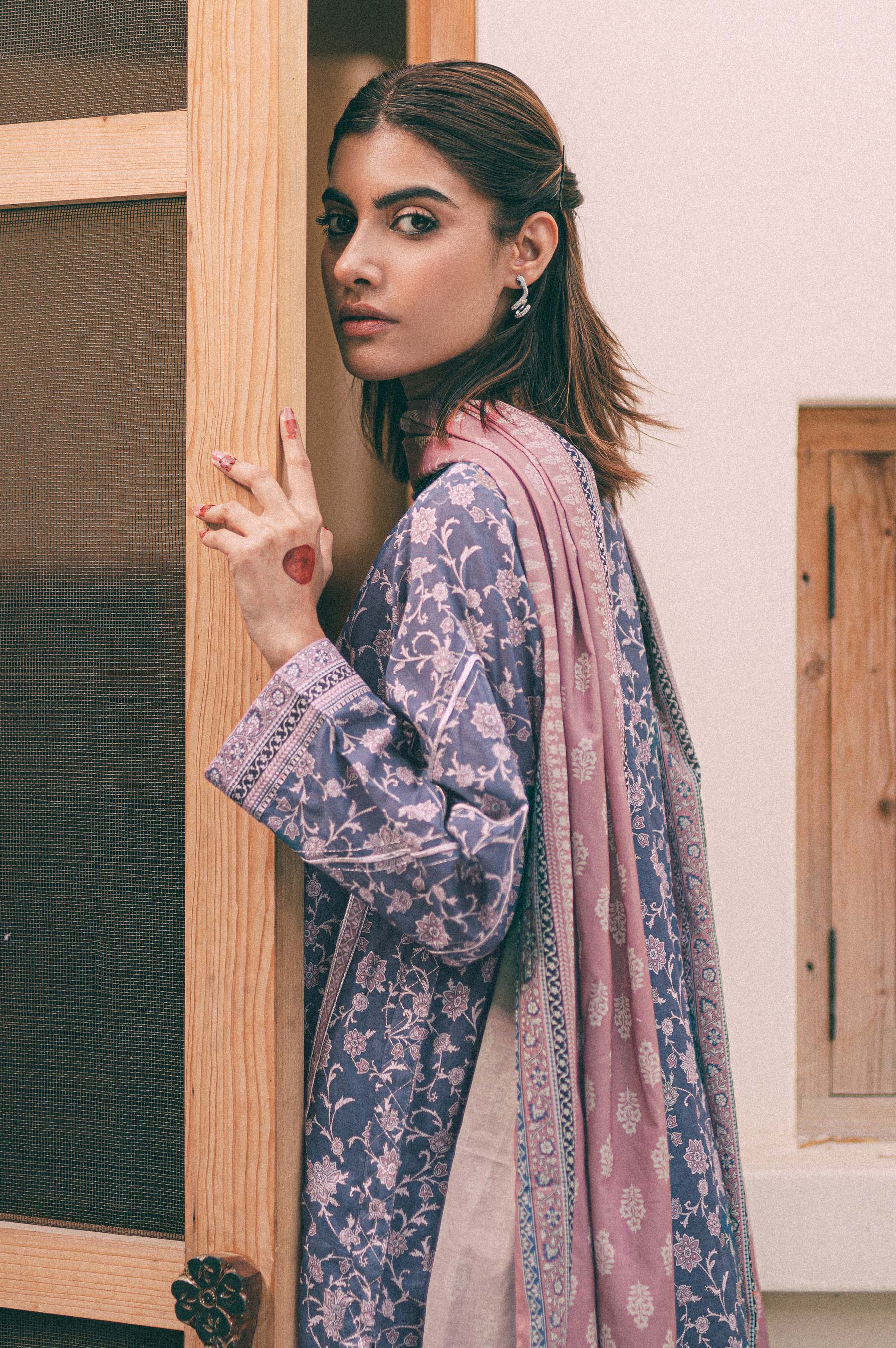 Stitched 3 Piece Embroidered Lawn shirt with Cotton Net Dupatta - Image 5