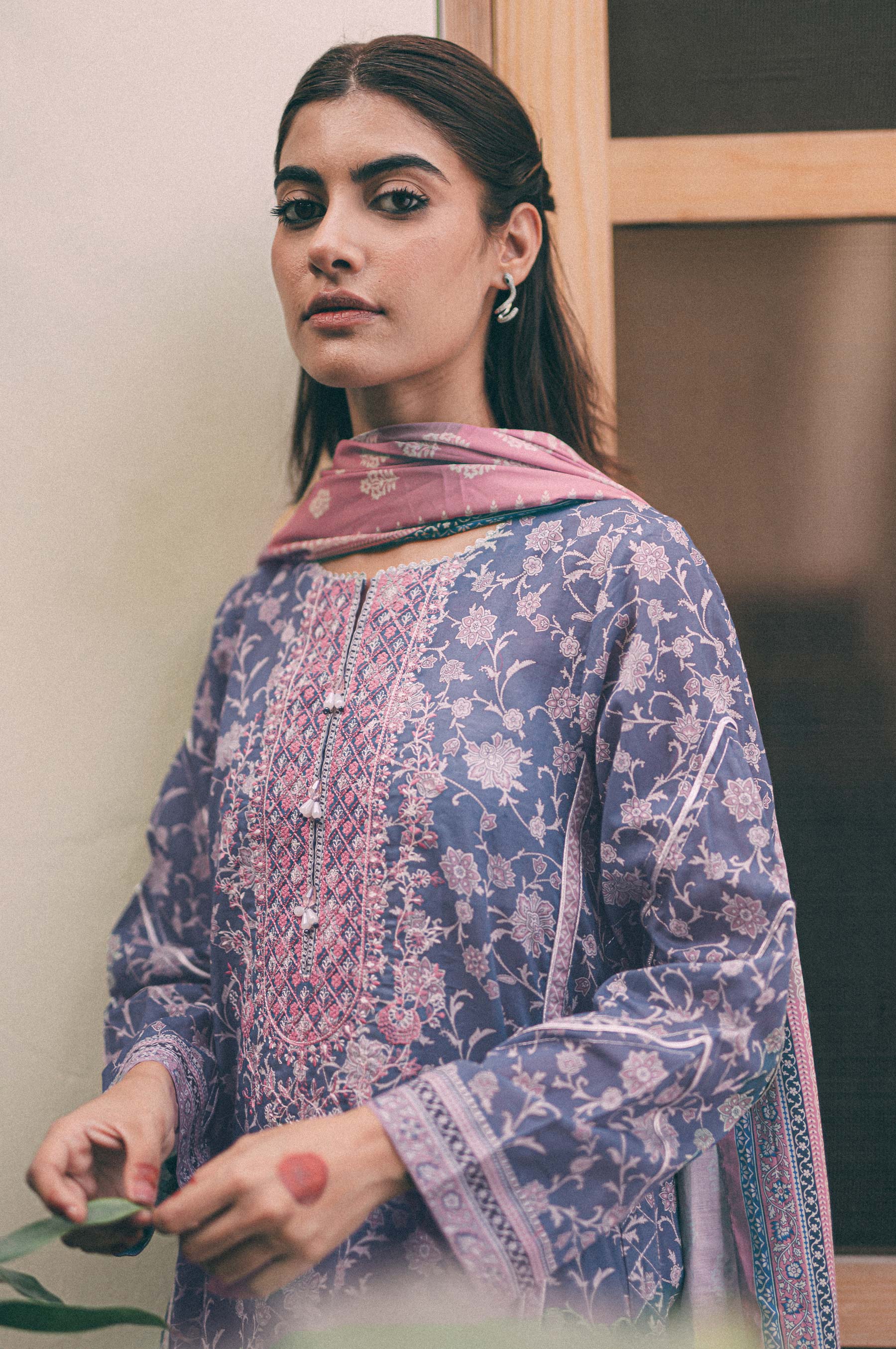 Stitched 3 Piece Embroidered Lawn shirt with Cotton Net Dupatta - Image 6