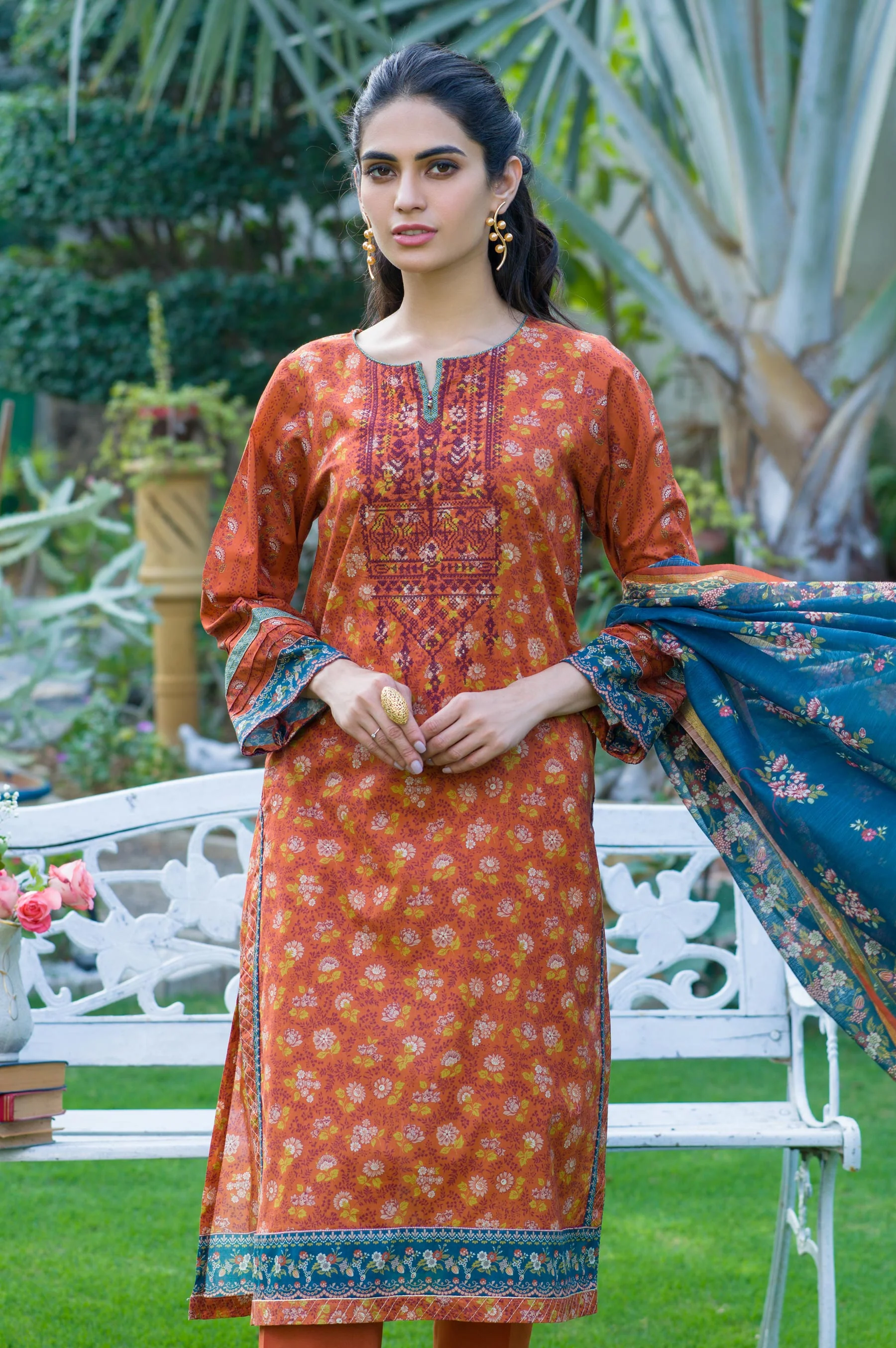 Stitched 3 Piece Embroidered Lawn with Slub Organza Suit - Image 6
