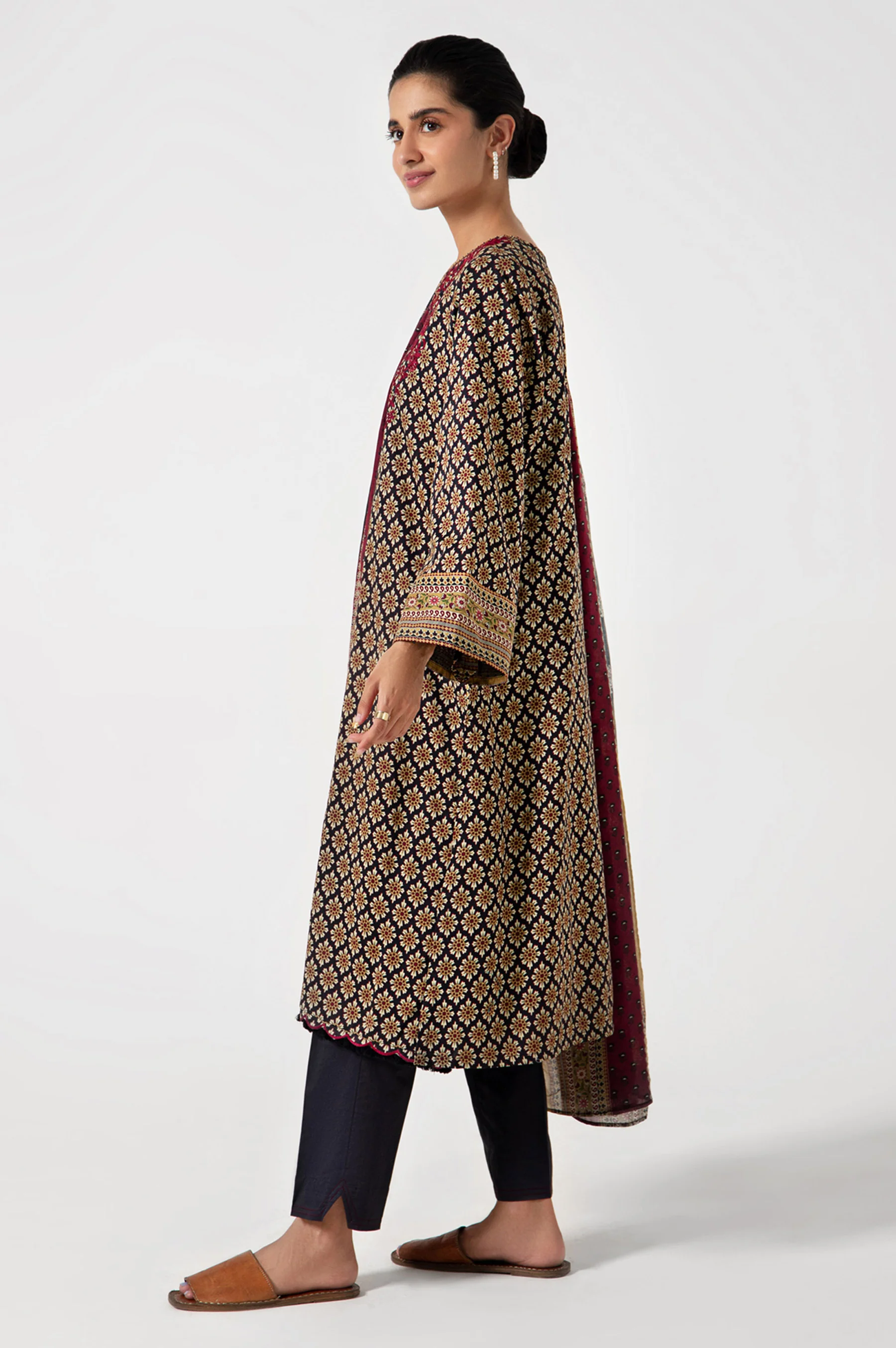 Stitched 3 Piece Embroidered Lawn Suit - Image 3