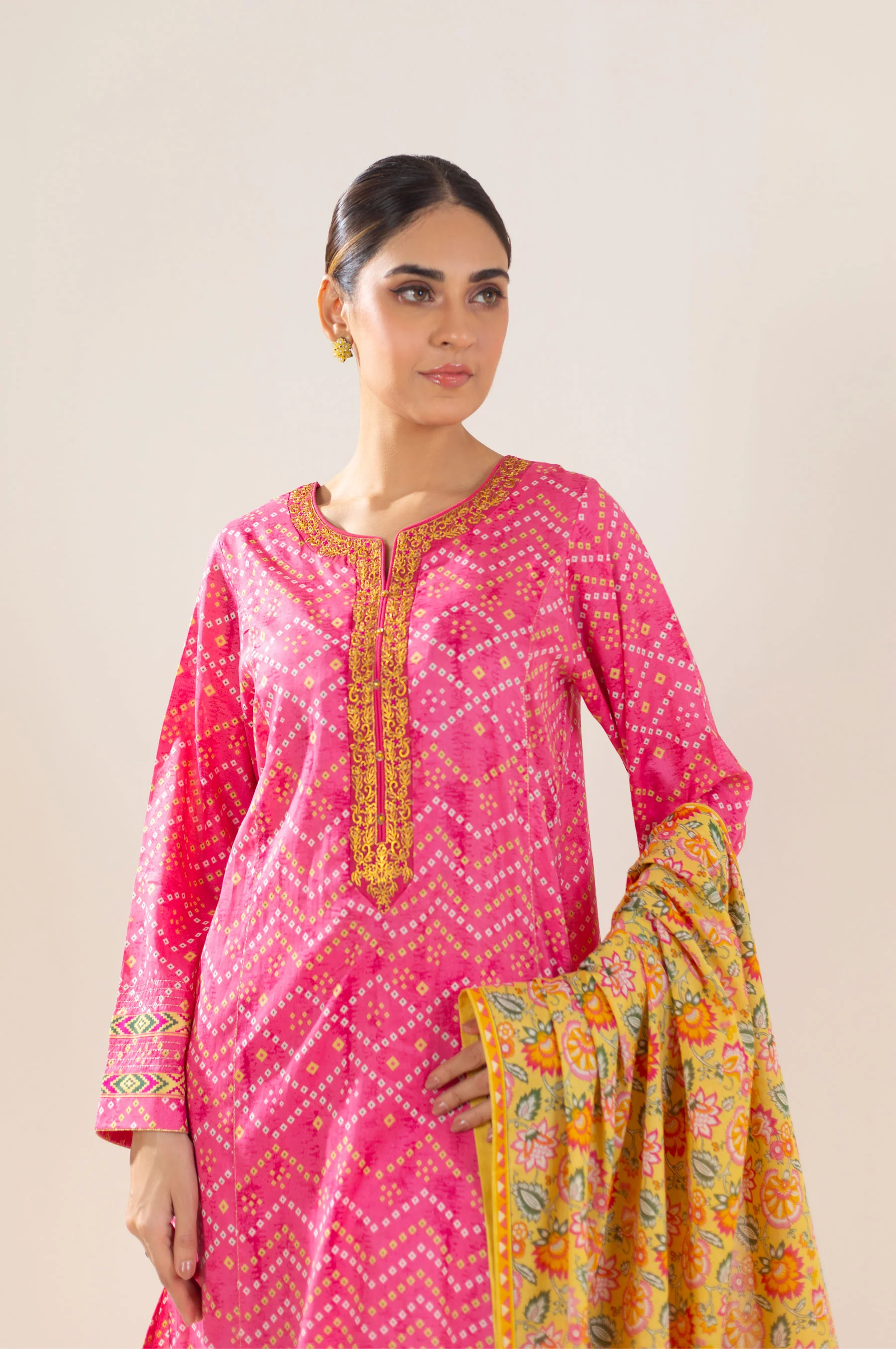 Stitched 3 Piece Embroidered Lawn Suit - Image 4