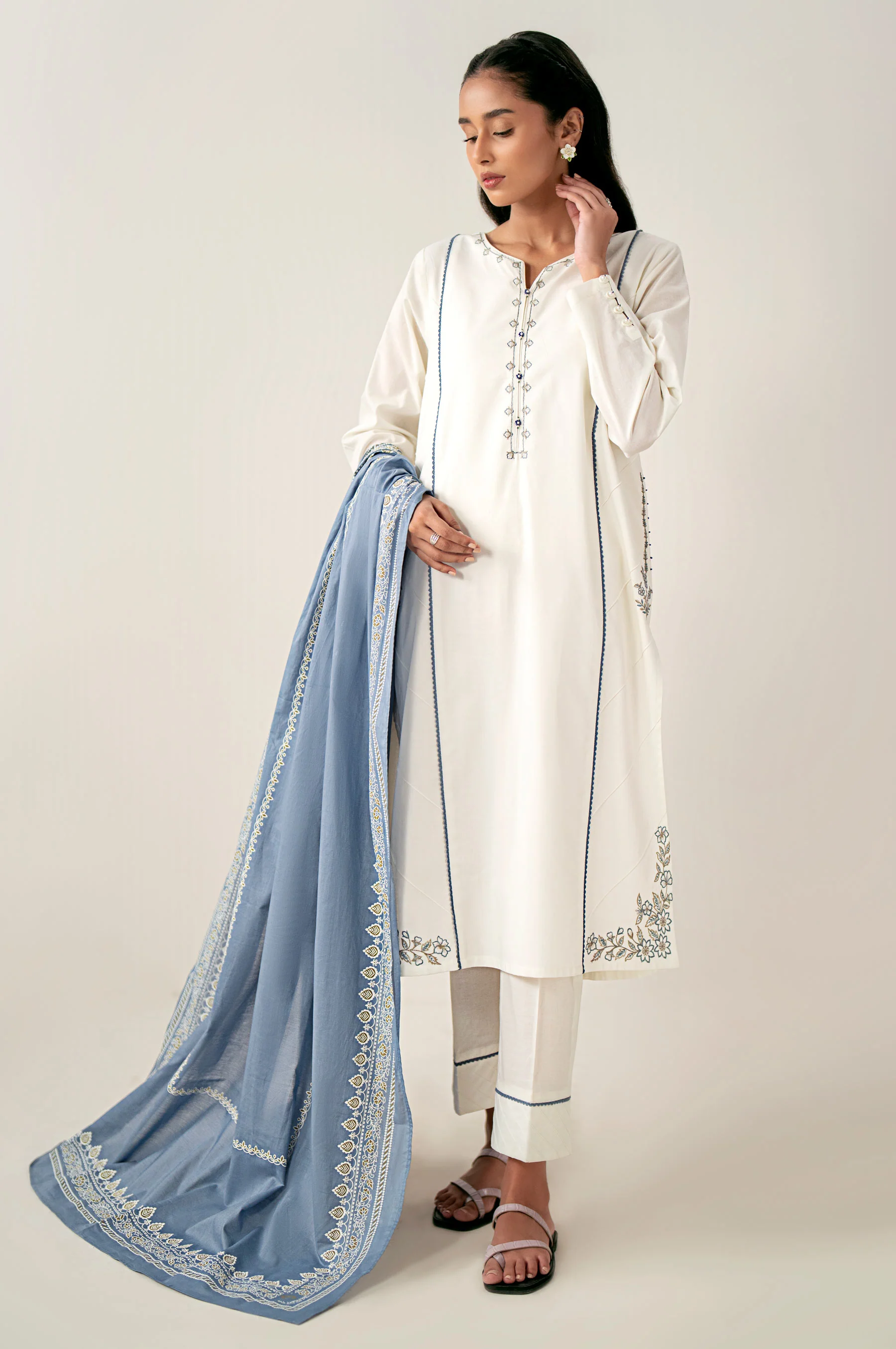Stitched 3 Piece Embroidered Lawn Suit - Image 3