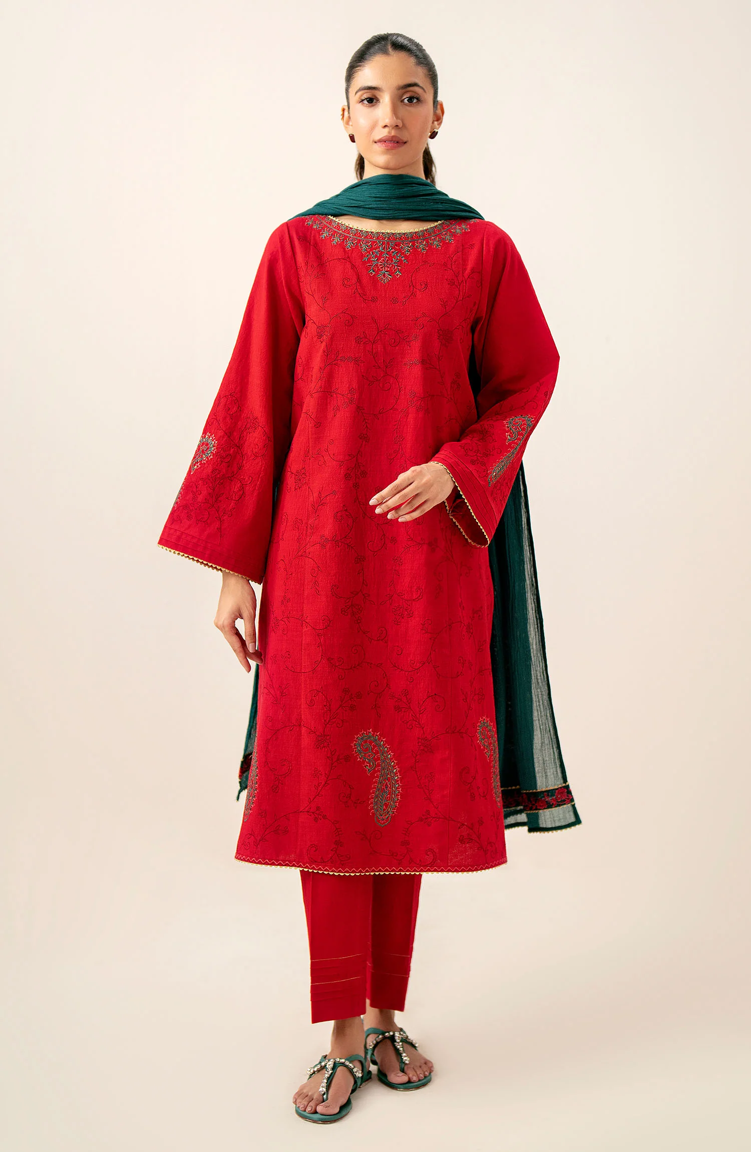 Stitched 3 Piece Embroidered Lawn Suit - Image 4