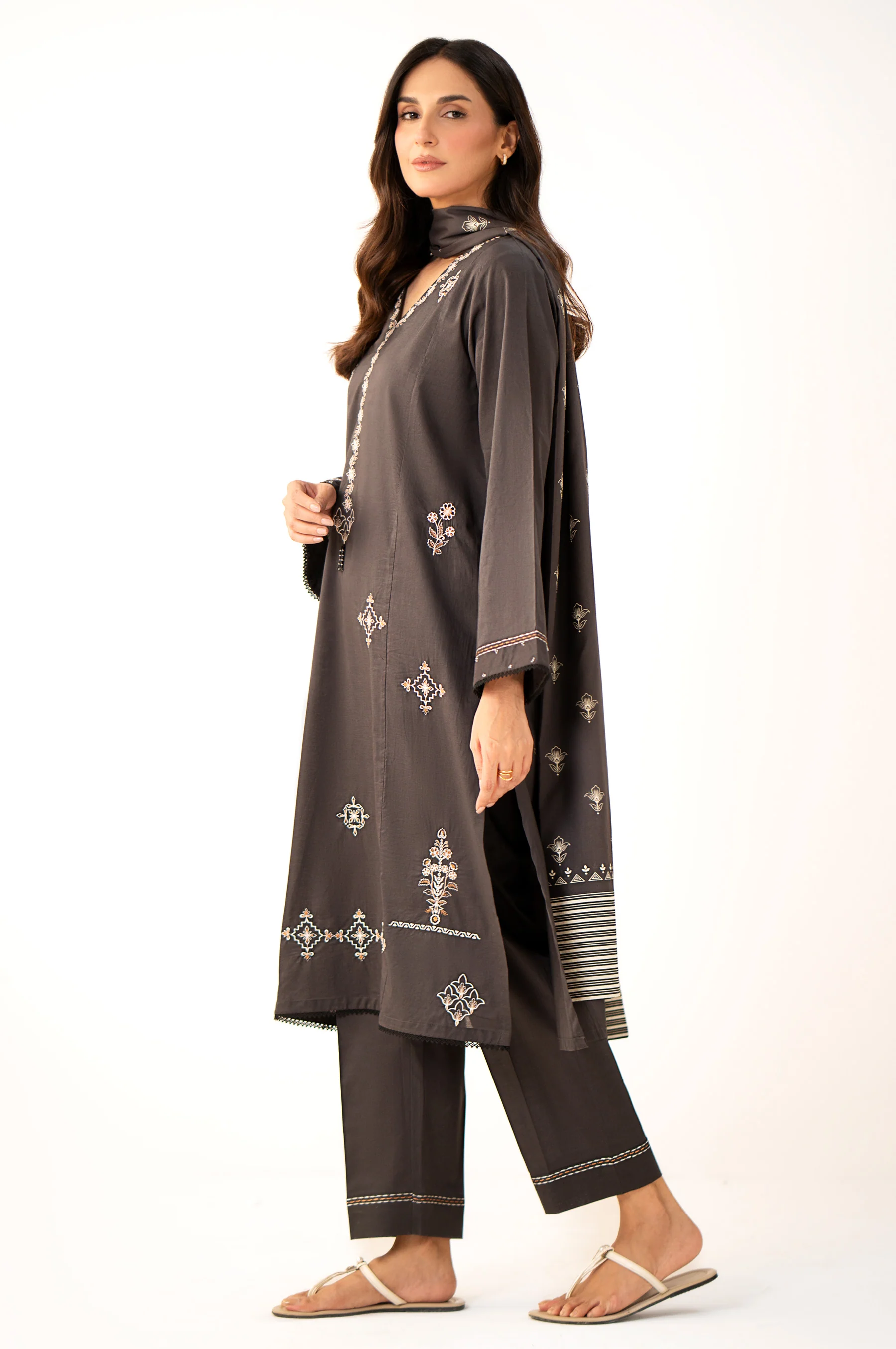 Stitched 3 Piece Embroidered Lawn Suit - Image 5