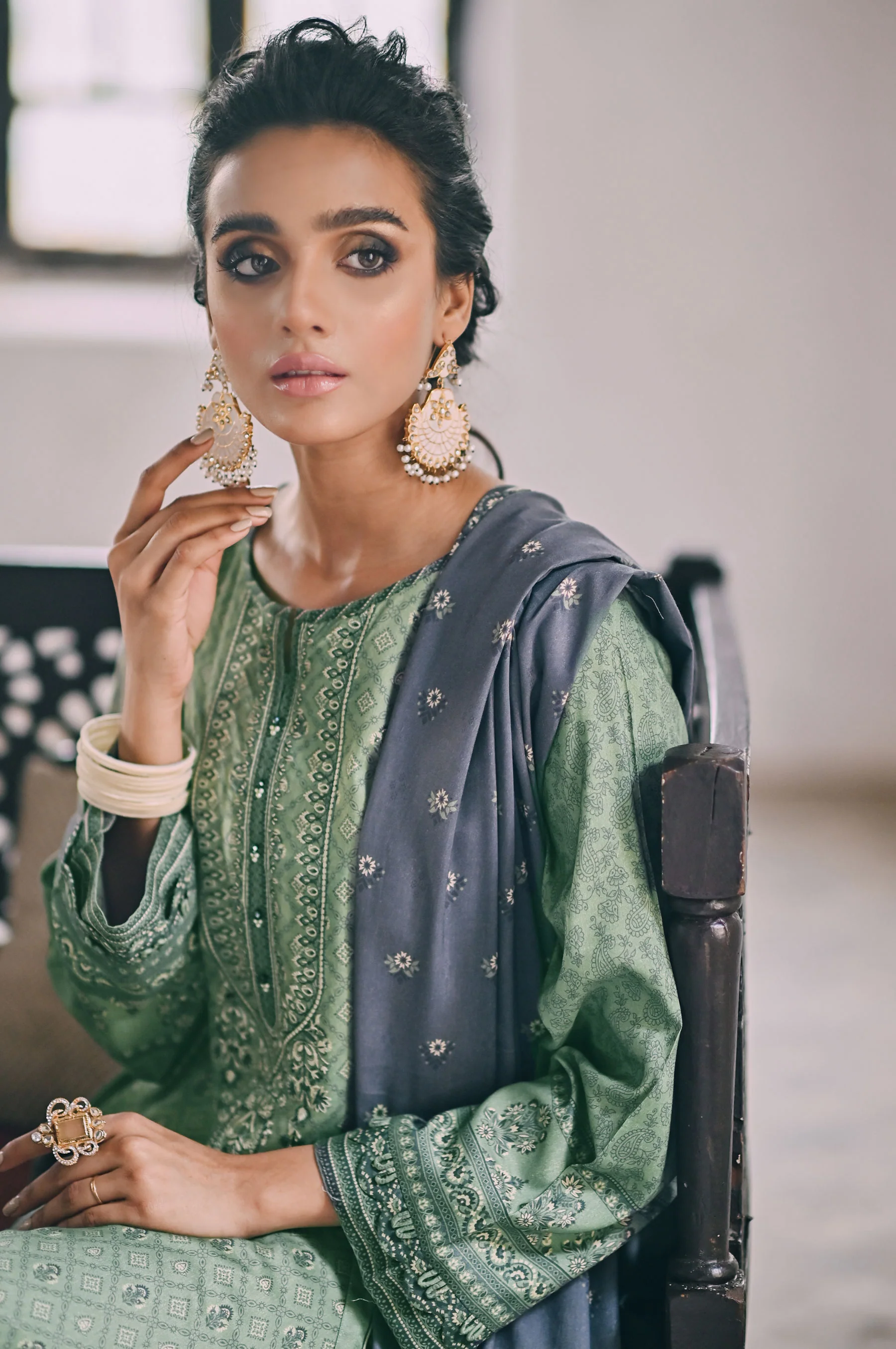 Stitched 3 Piece Embroidered Linen Viscose Suit - Image 6