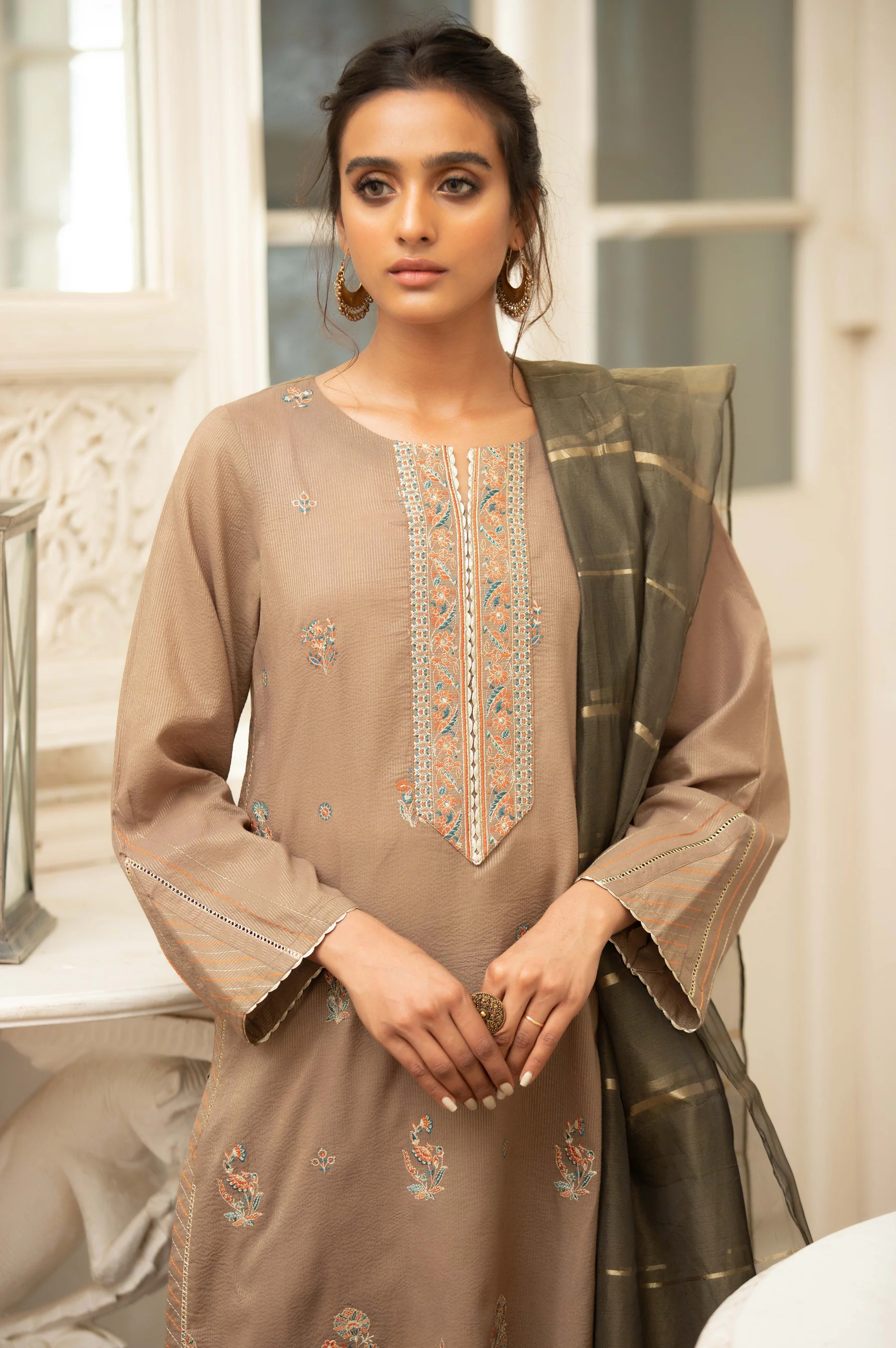 Stitched 3 Piece Embroidered Maysuri Suit with Organza Dupatta - Image 4