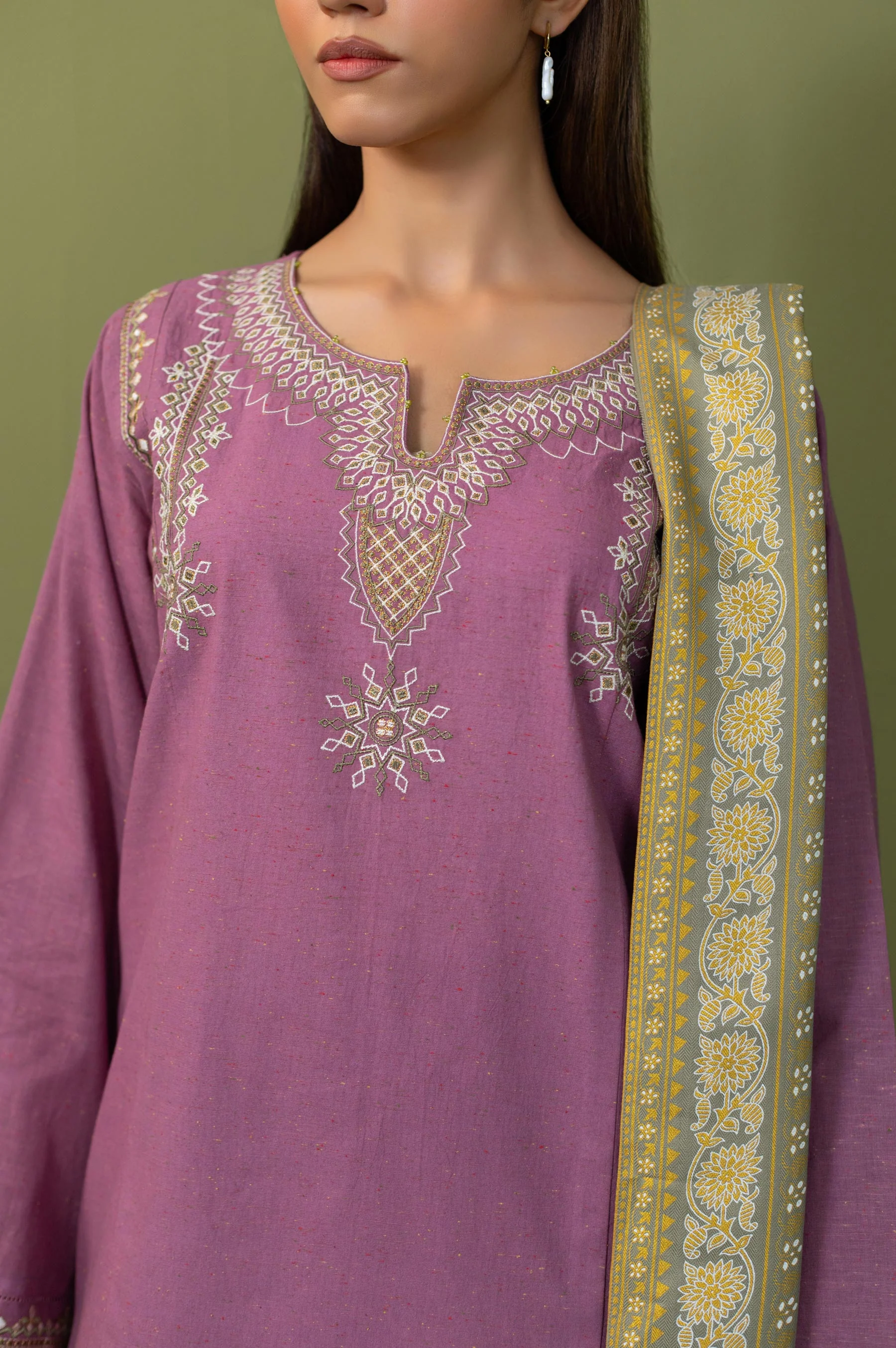 EMBROIDERED SUIT - Image 2