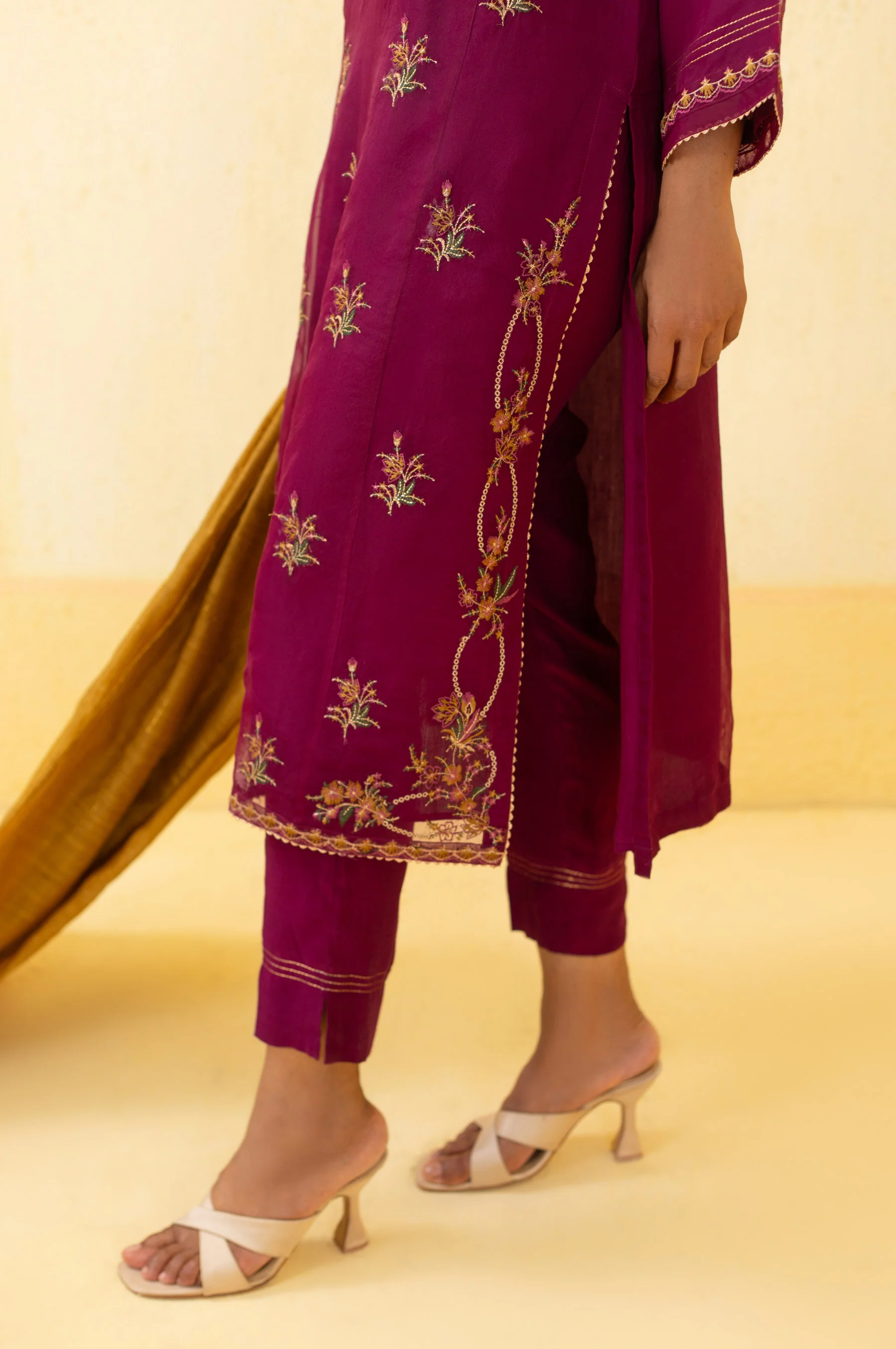 Stitched 3 Piece Embroidered Organza Outfit - Image 5