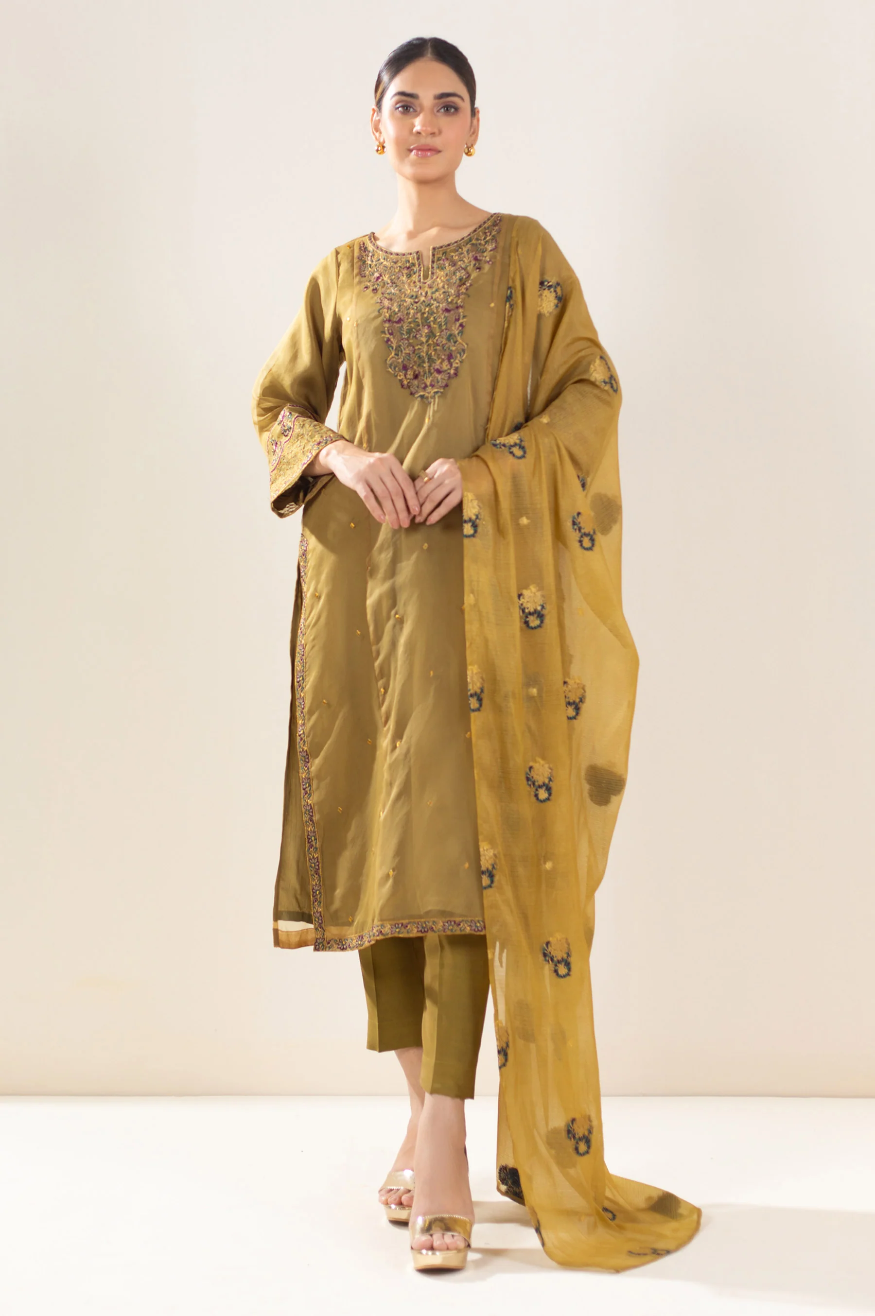 Stitched 3 Piece Embroidered Organza Suit - Image 5