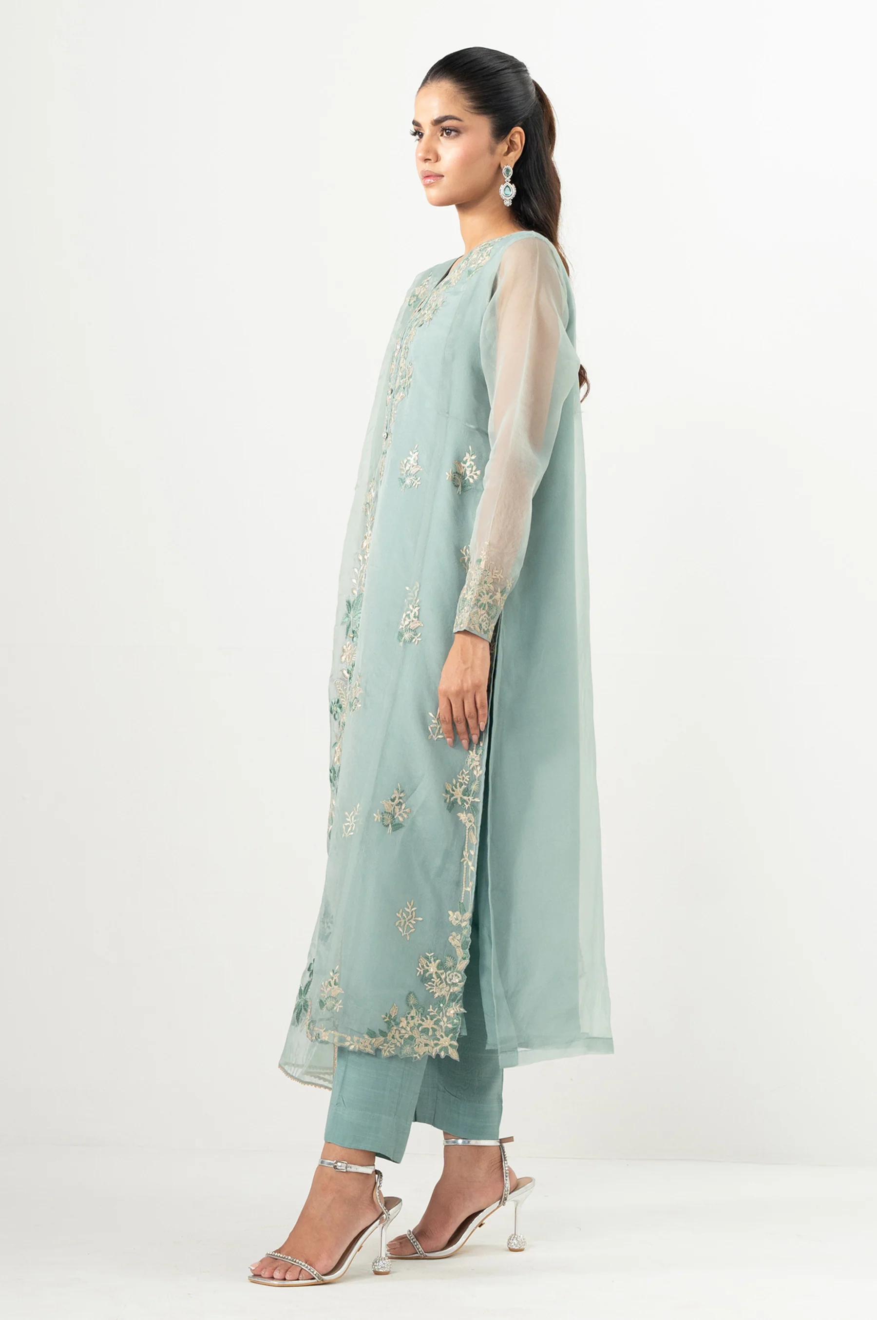 EMBROIDERED SUIT - Image 5