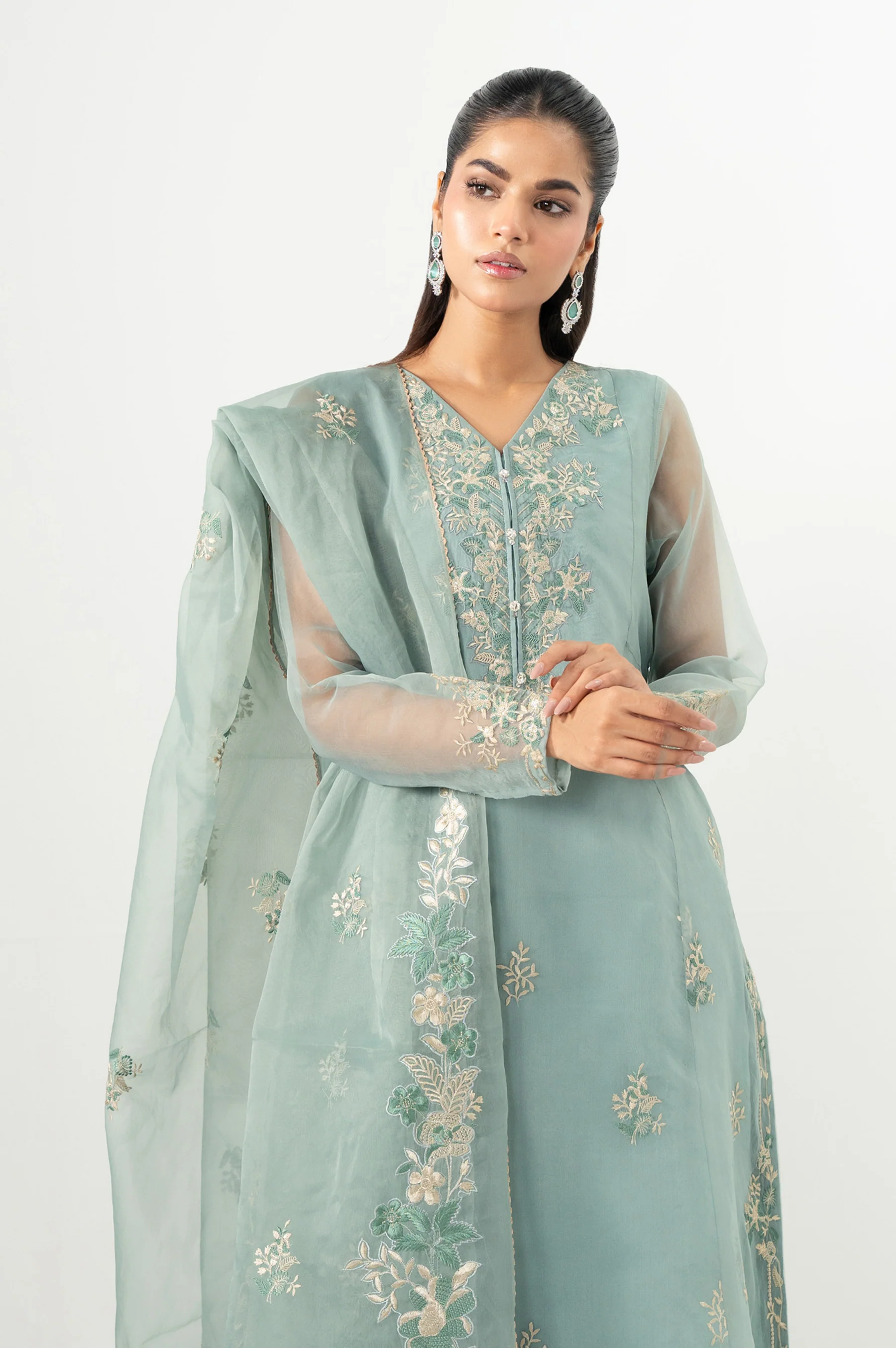 EMBROIDERED SUIT - Image 6
