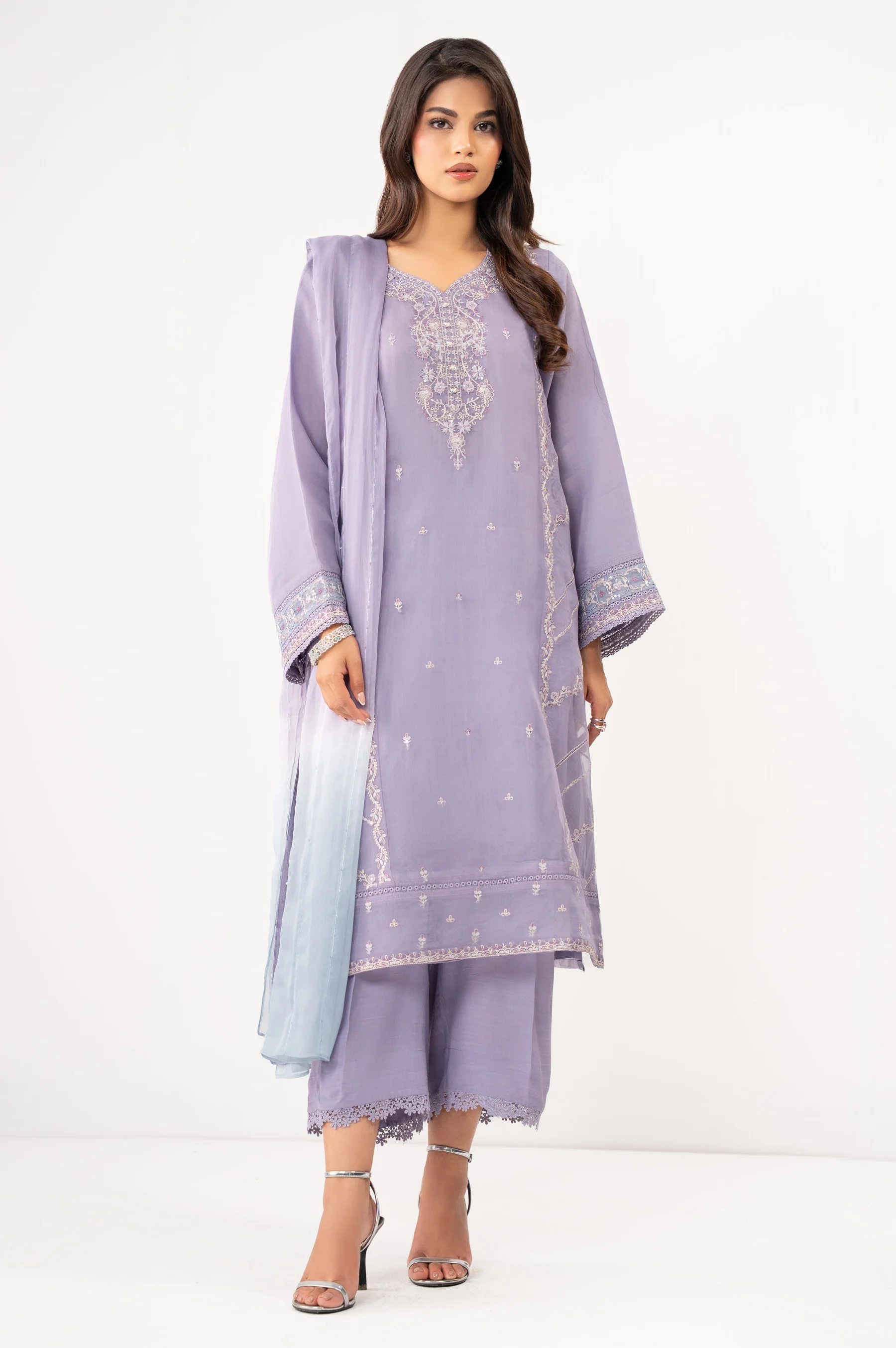EMBROIDERED SUIT - Image 6