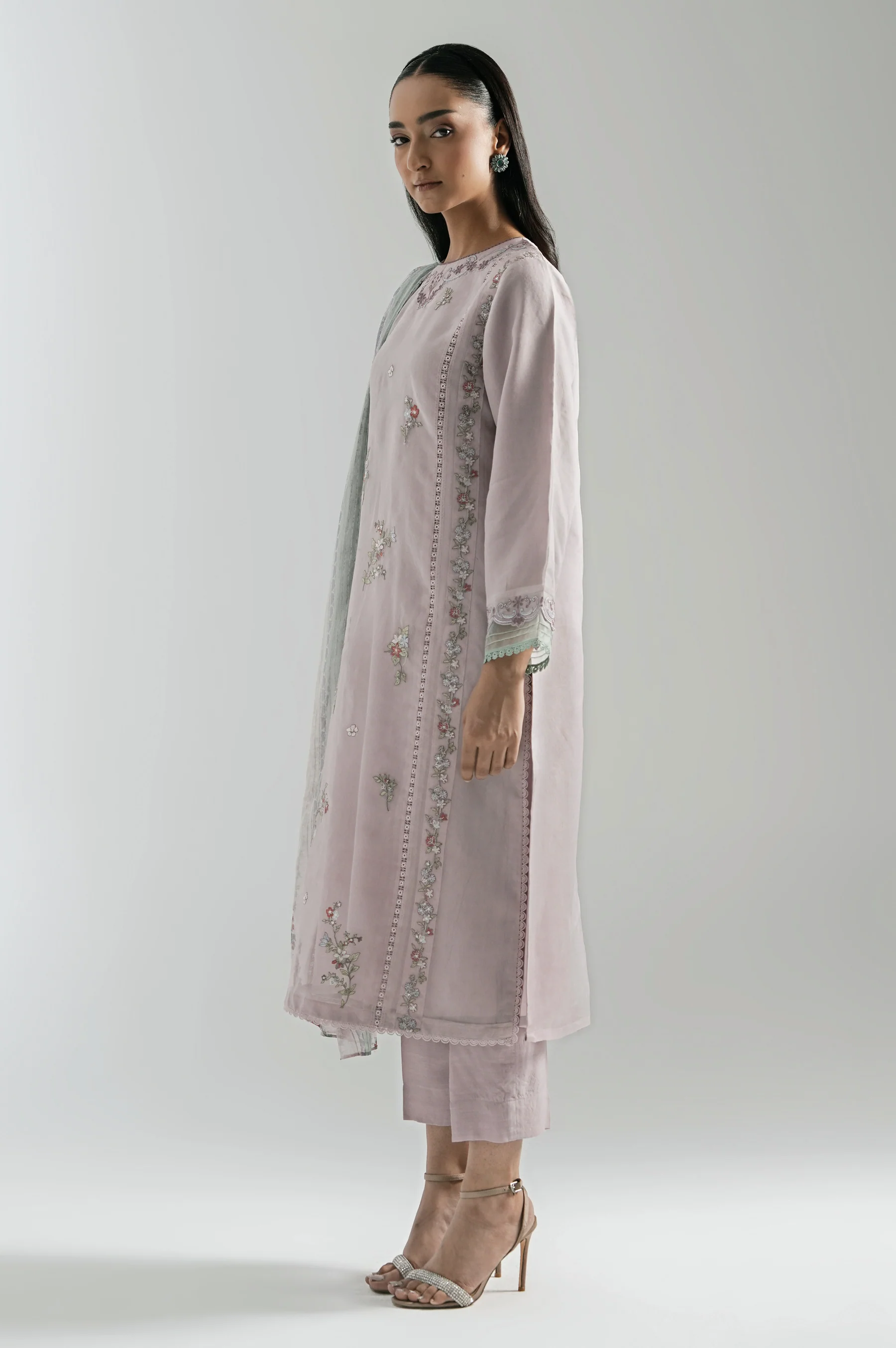 STITCHED EMBROIDERED ORGANZA SUIT - Image 3