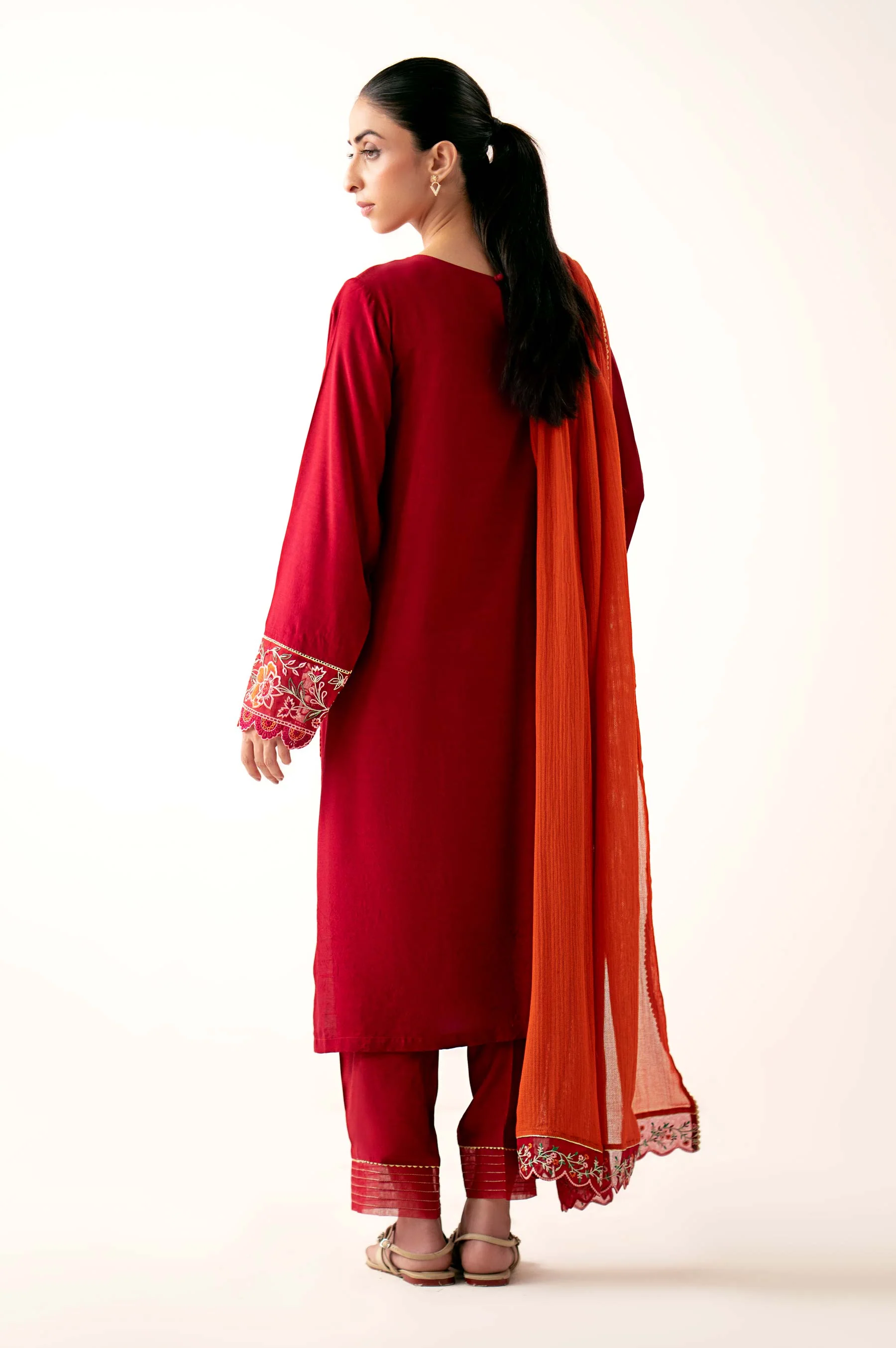 EMBROIDERED SUIT - Image 4