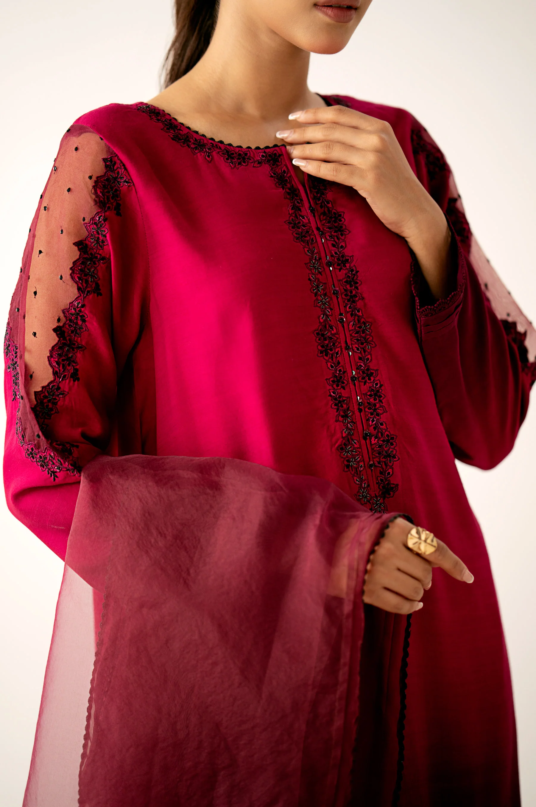 EMBROIDERED SUIT - Image 6