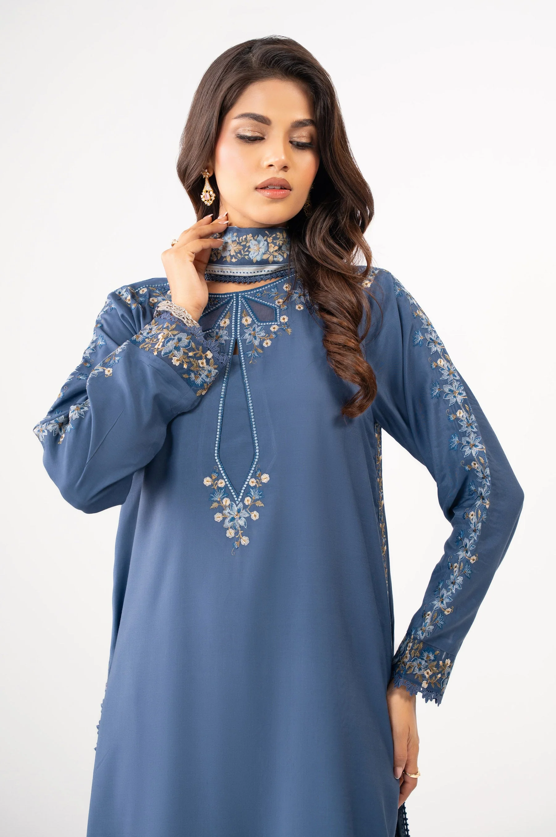 STITCHED EMBROIDERED RAW SILK SUIT - Image 2