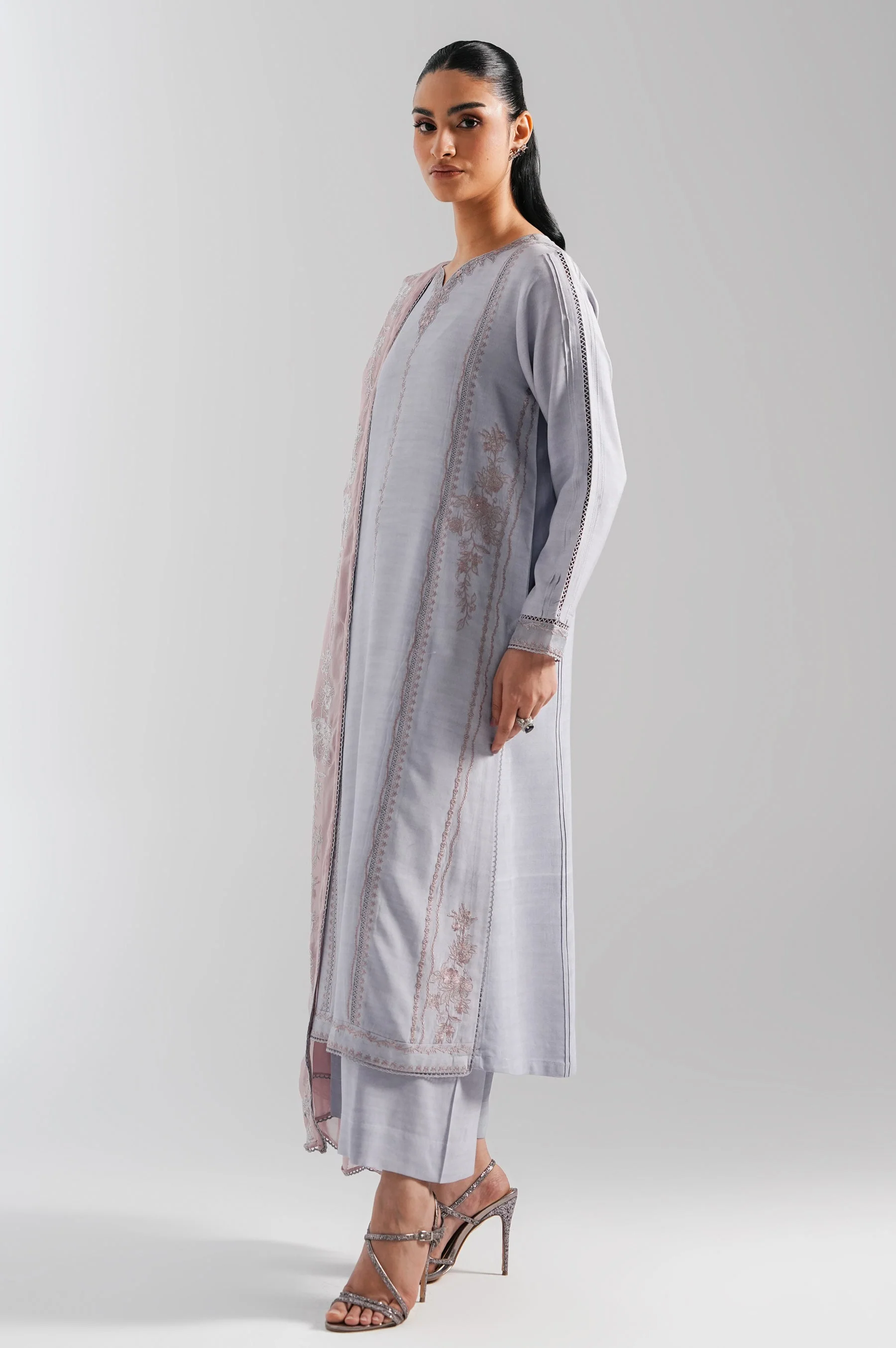 STITCHED EMBROIDERED RAW SILK SUIT - Image 10