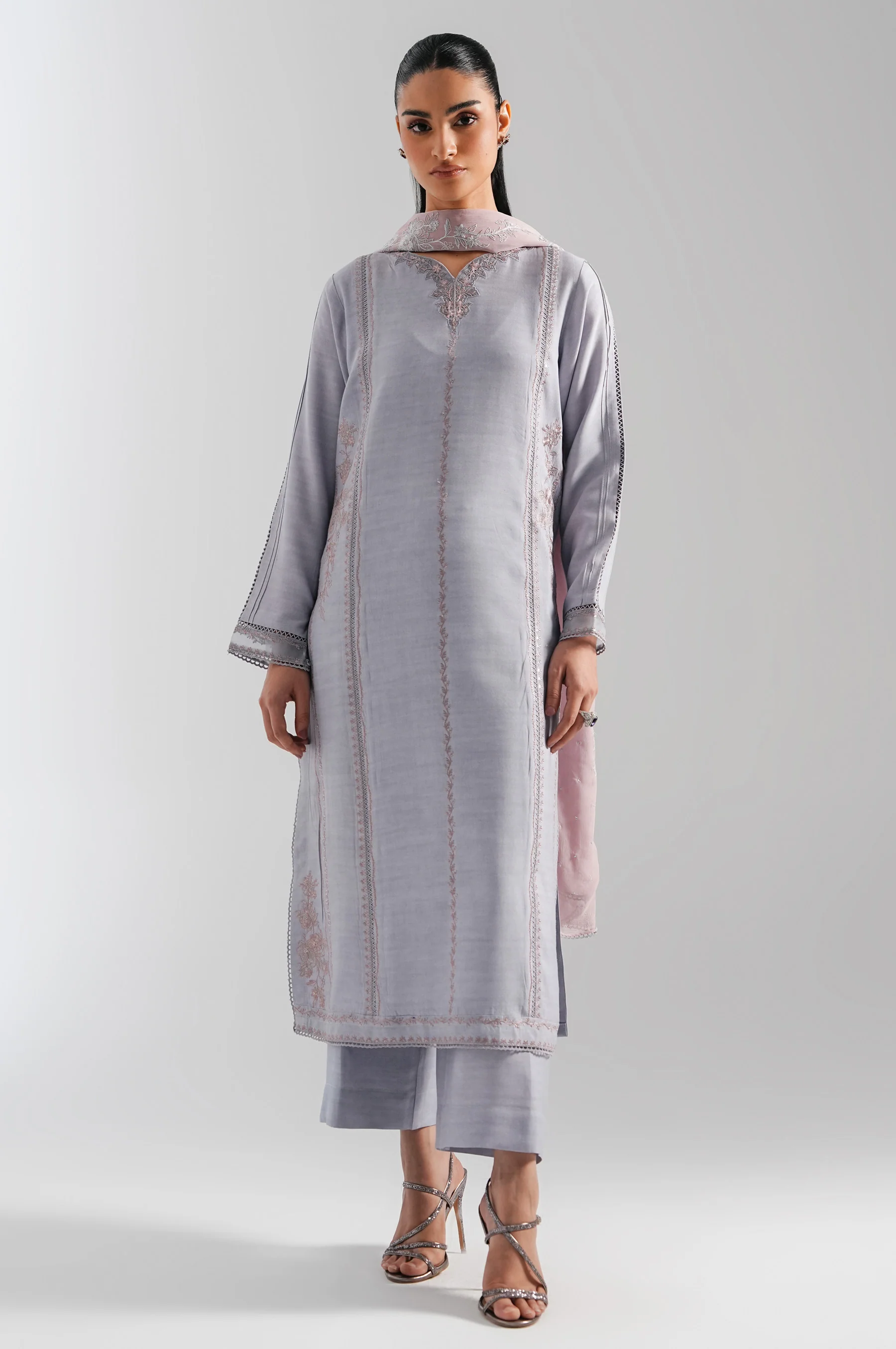 STITCHED EMBROIDERED RAW SILK SUIT - Image 2