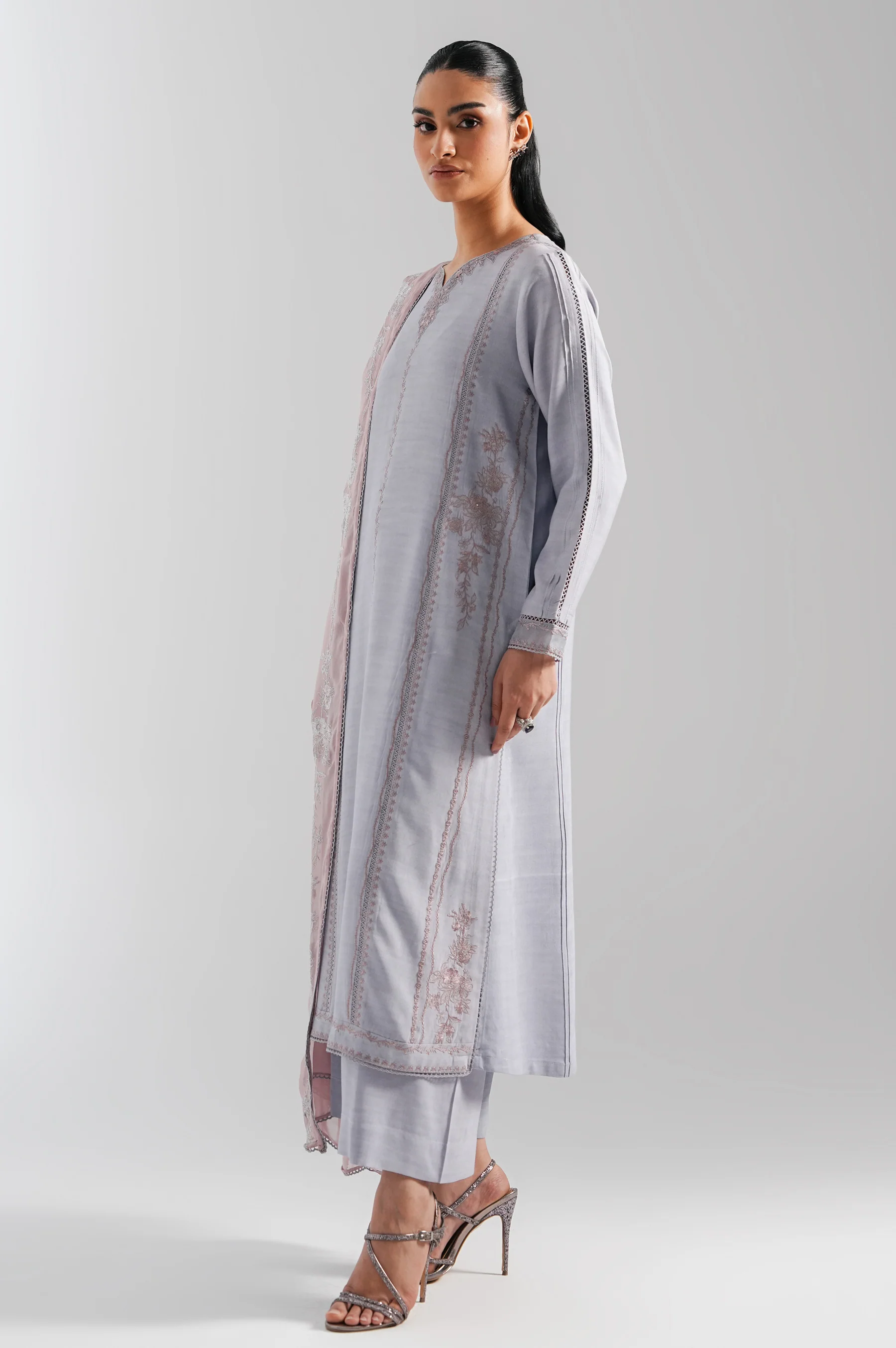 STITCHED EMBROIDERED RAW SILK SUIT - Image 4