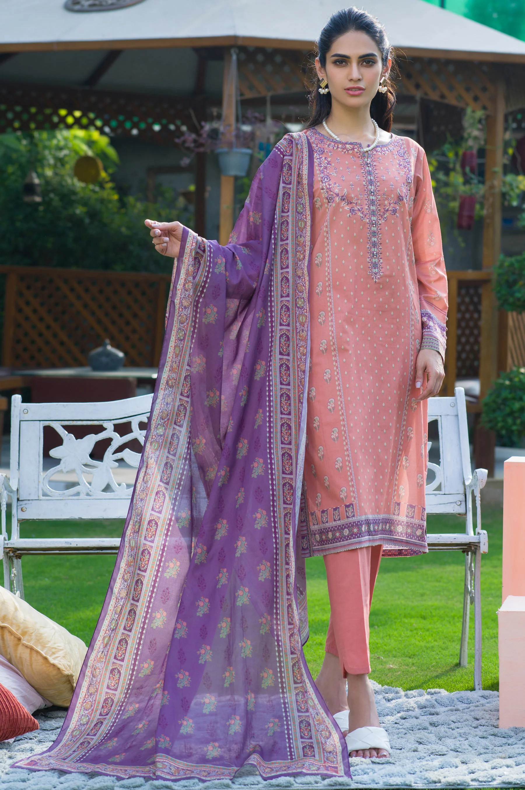 Stitched 3 Piece Embroidered Slub Lawn Suit