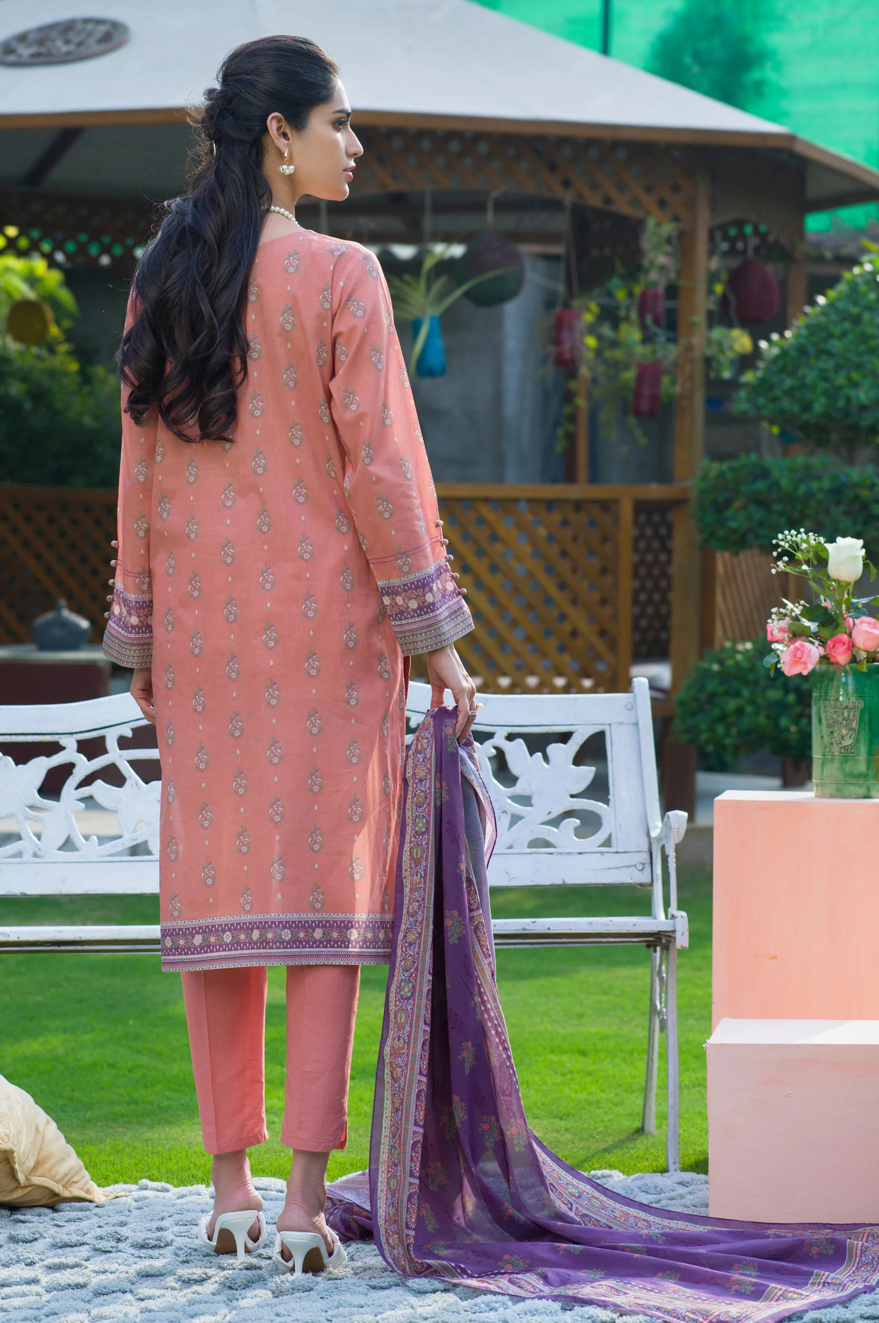 Stitched 3 Piece Embroidered Slub Lawn Suit - Image 3