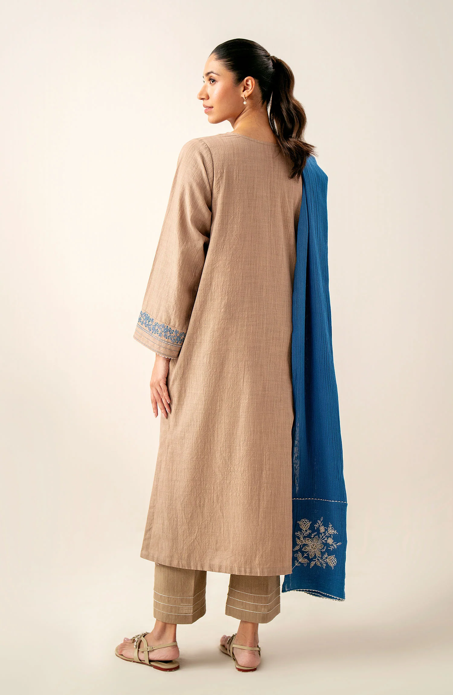 Stitched 3 Piece Embroidered Slub Lawn Suit - Image 3