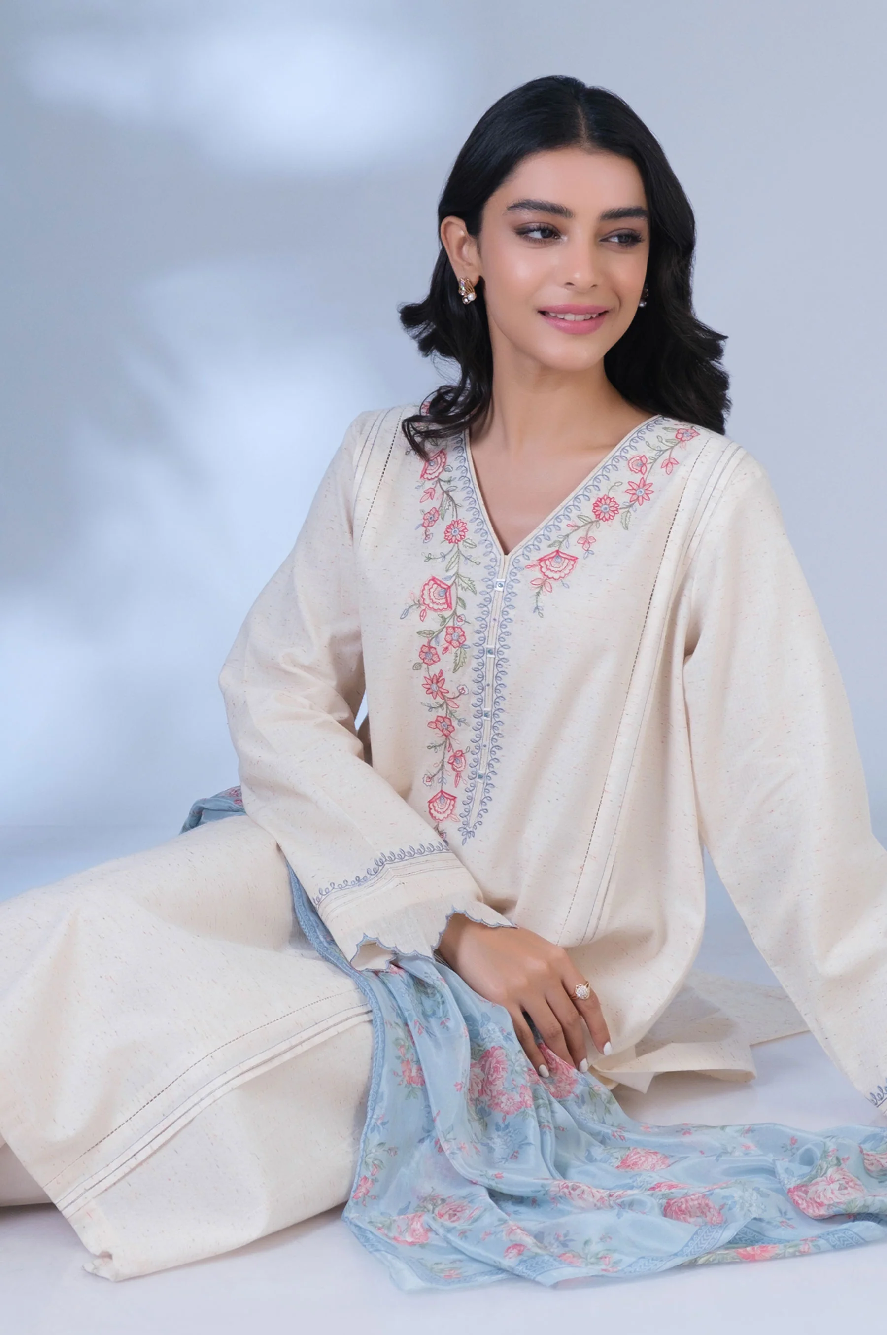 Stitched 3 Piece Embroidered Suit - Image 5
