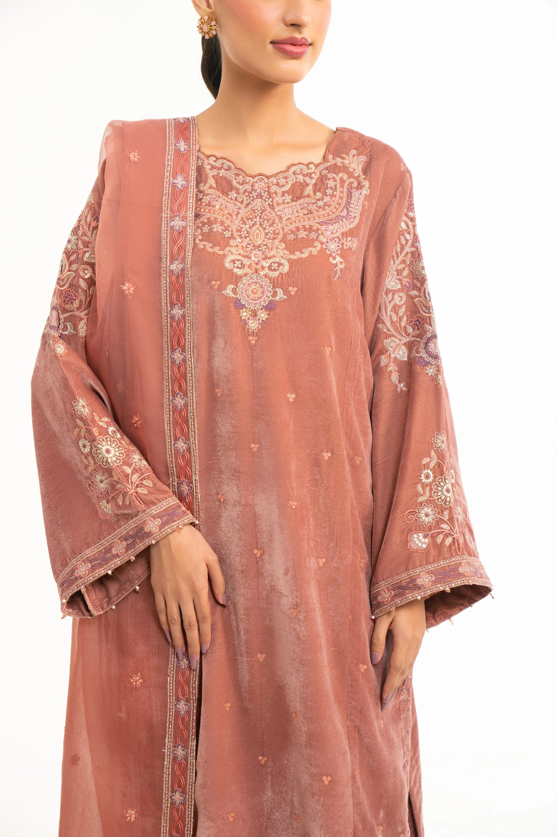 STITCHED EMBROIDERED VELVET SUIT (FACTORY E-OUTLET) - Image 2
