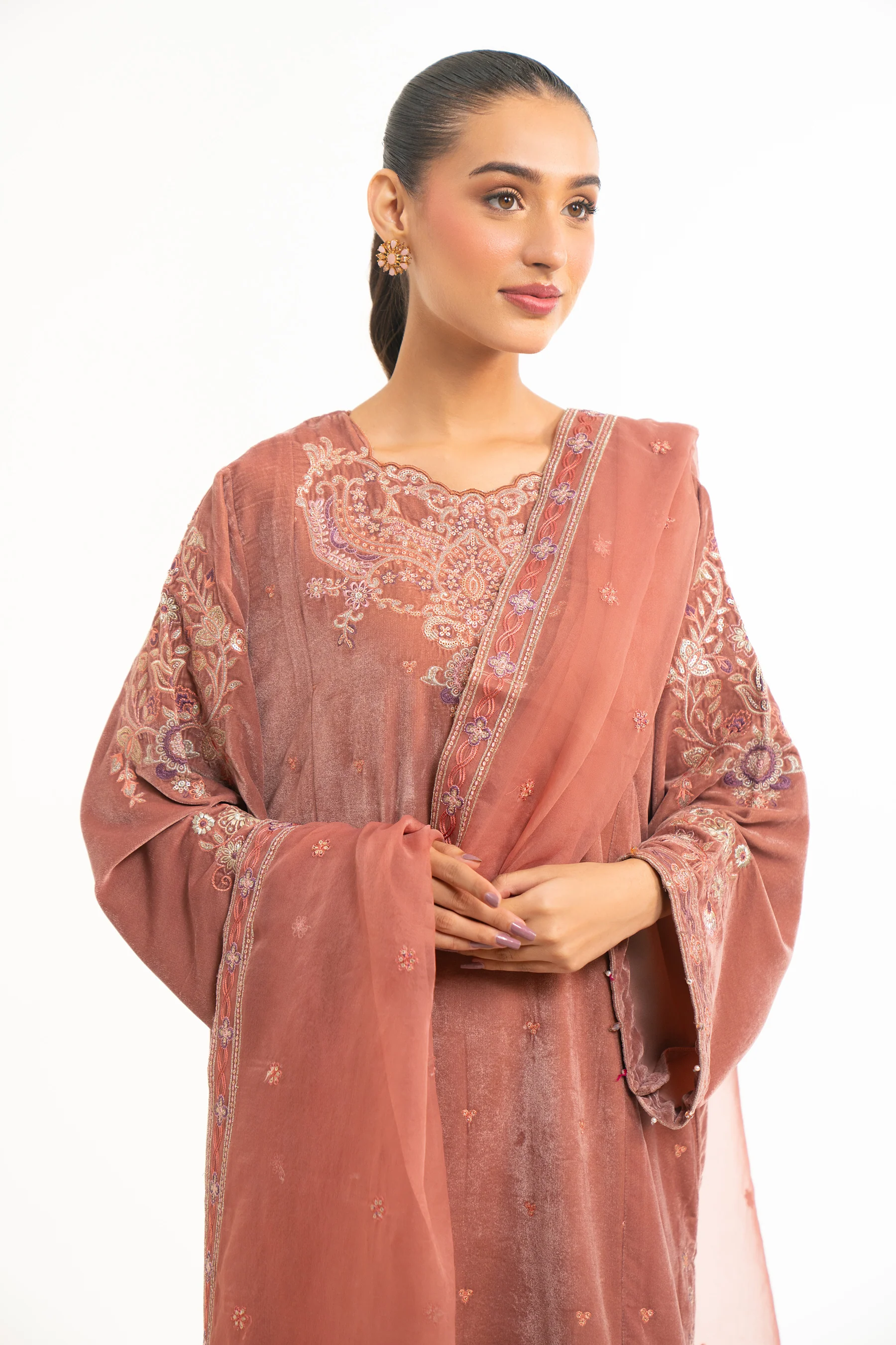 EMBROIDERED VELVET SUIT - Image 6
