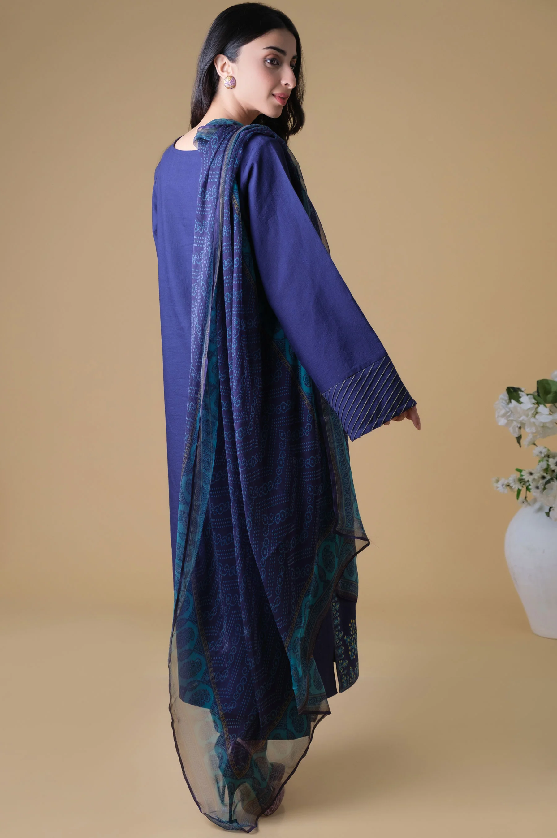 Stitched 3 Piece Embroidered Textured Slub - Image 3
