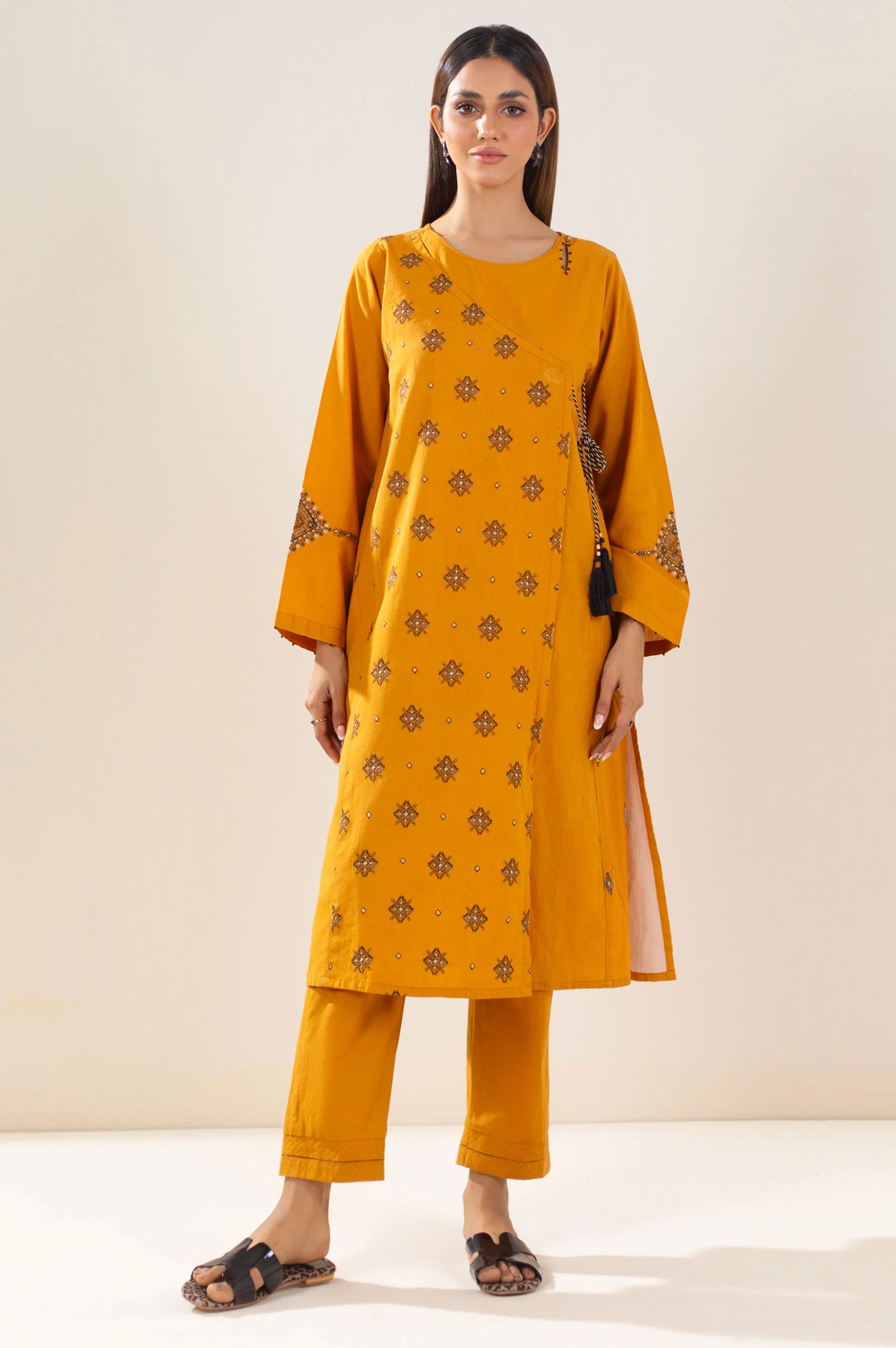 Stitched 3 Piece Embroidered Lawn Textured Slub Suit - Image 5