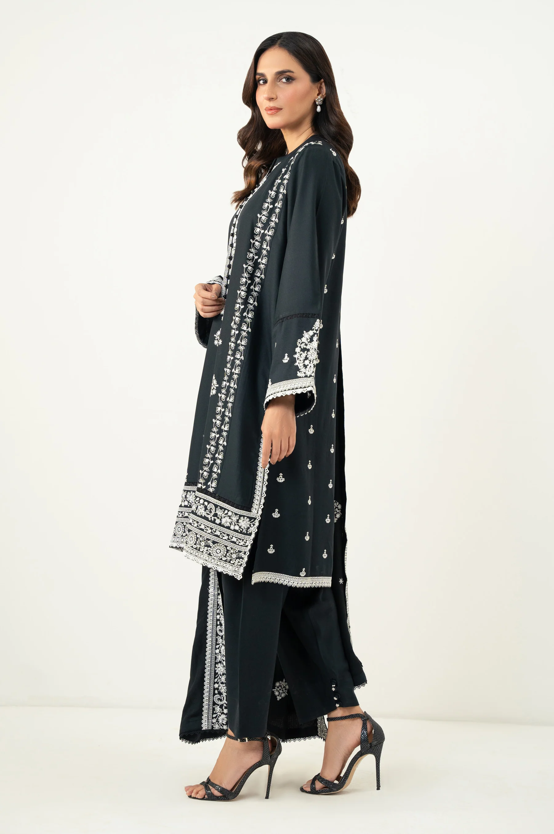 STITCHED CHIKANKARI SUIT - Image 6