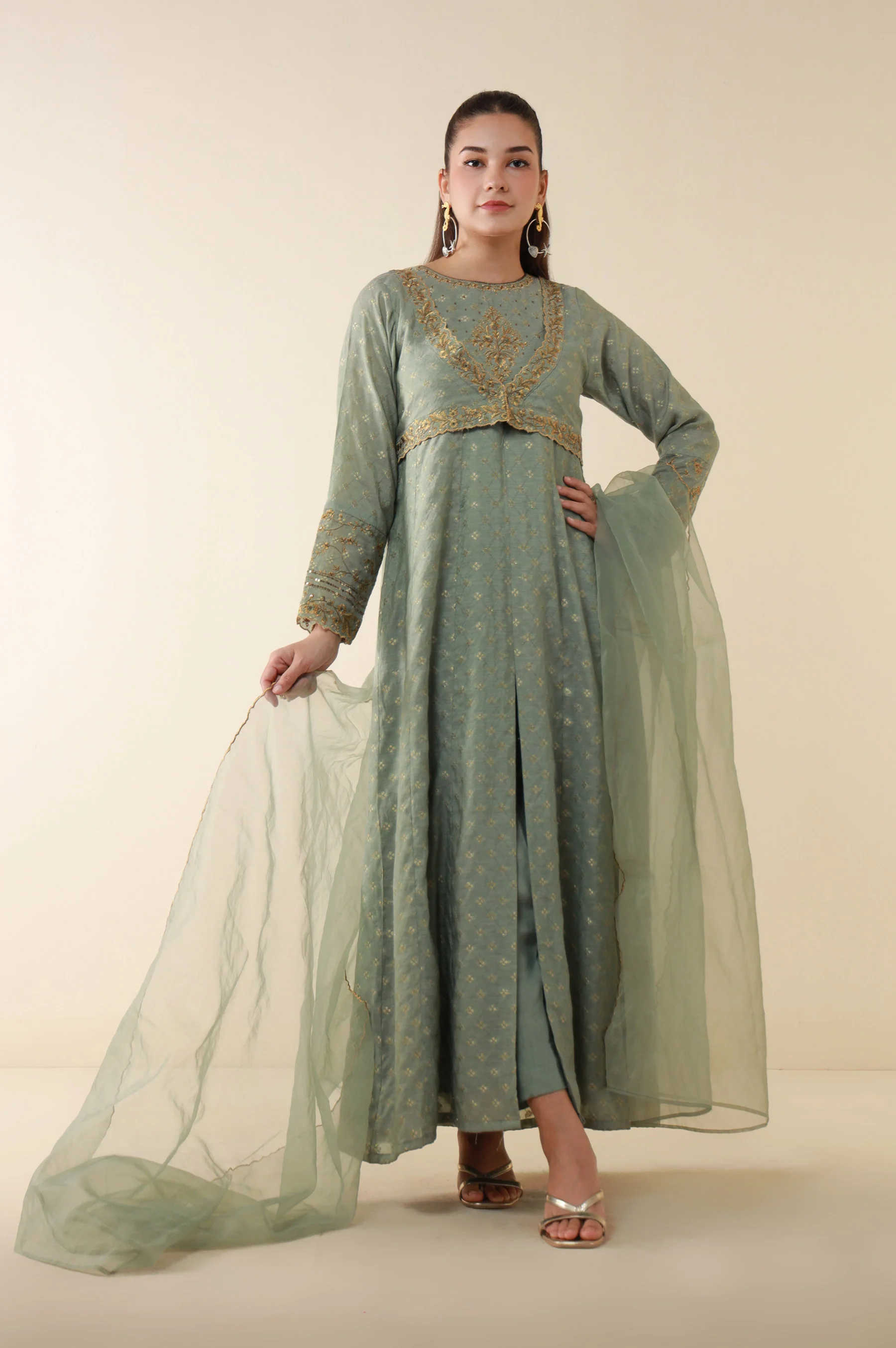 Stitched 3 Piece Embroidered Zari Jacquard Outfit - Image 3