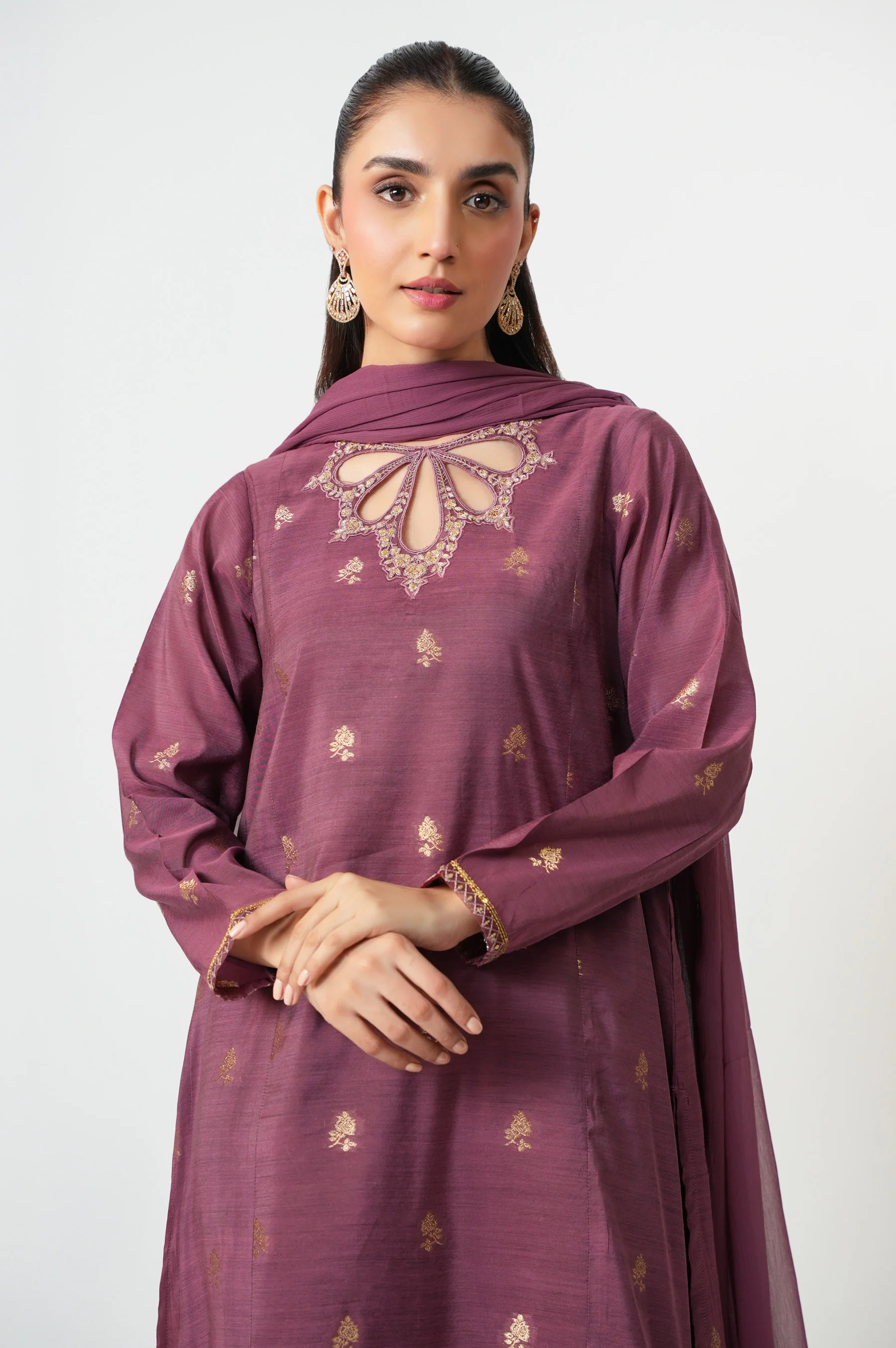 EMBROIDERED SUIT - Image 3