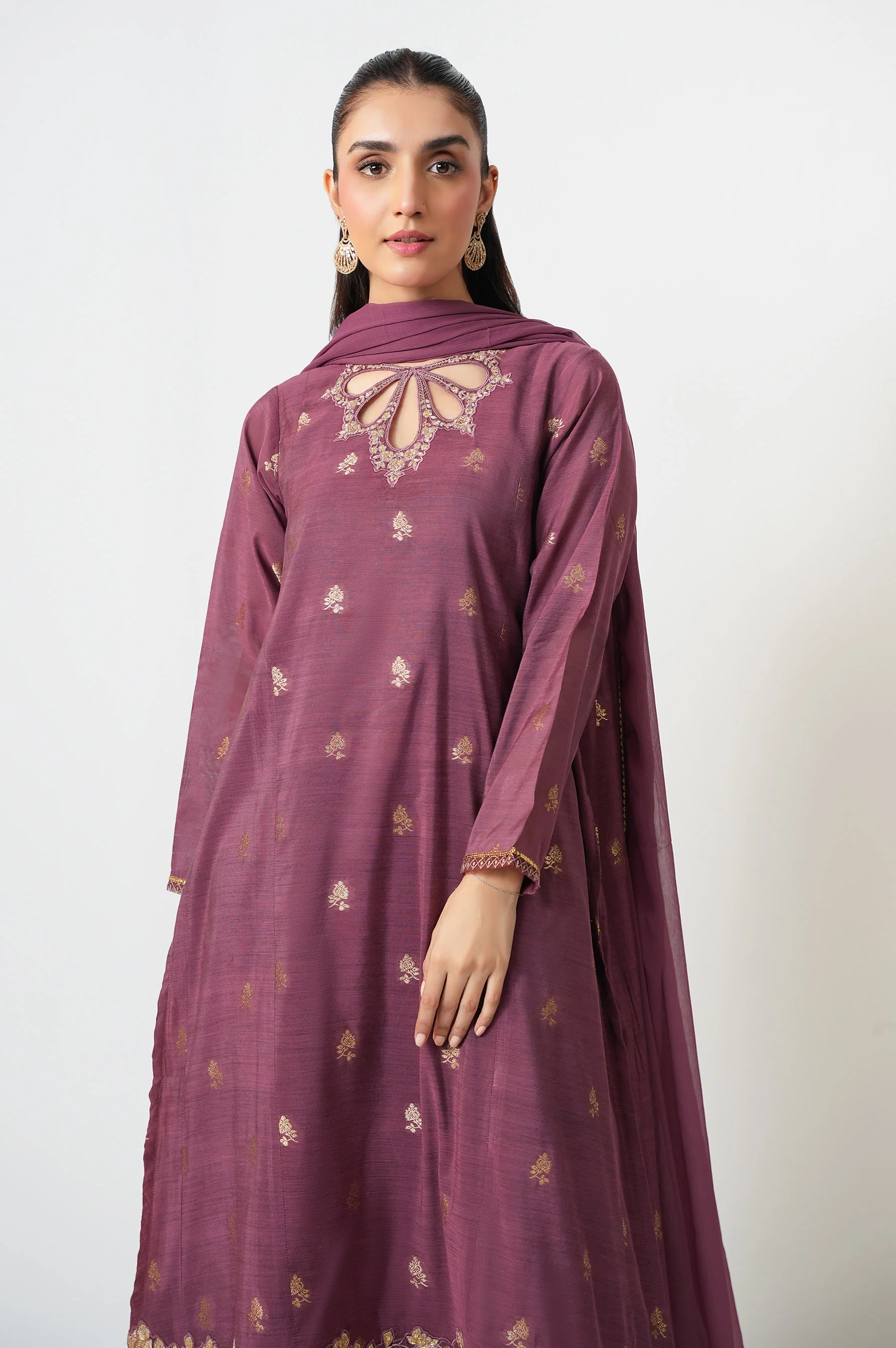 EMBROIDERED SUIT - Image 6