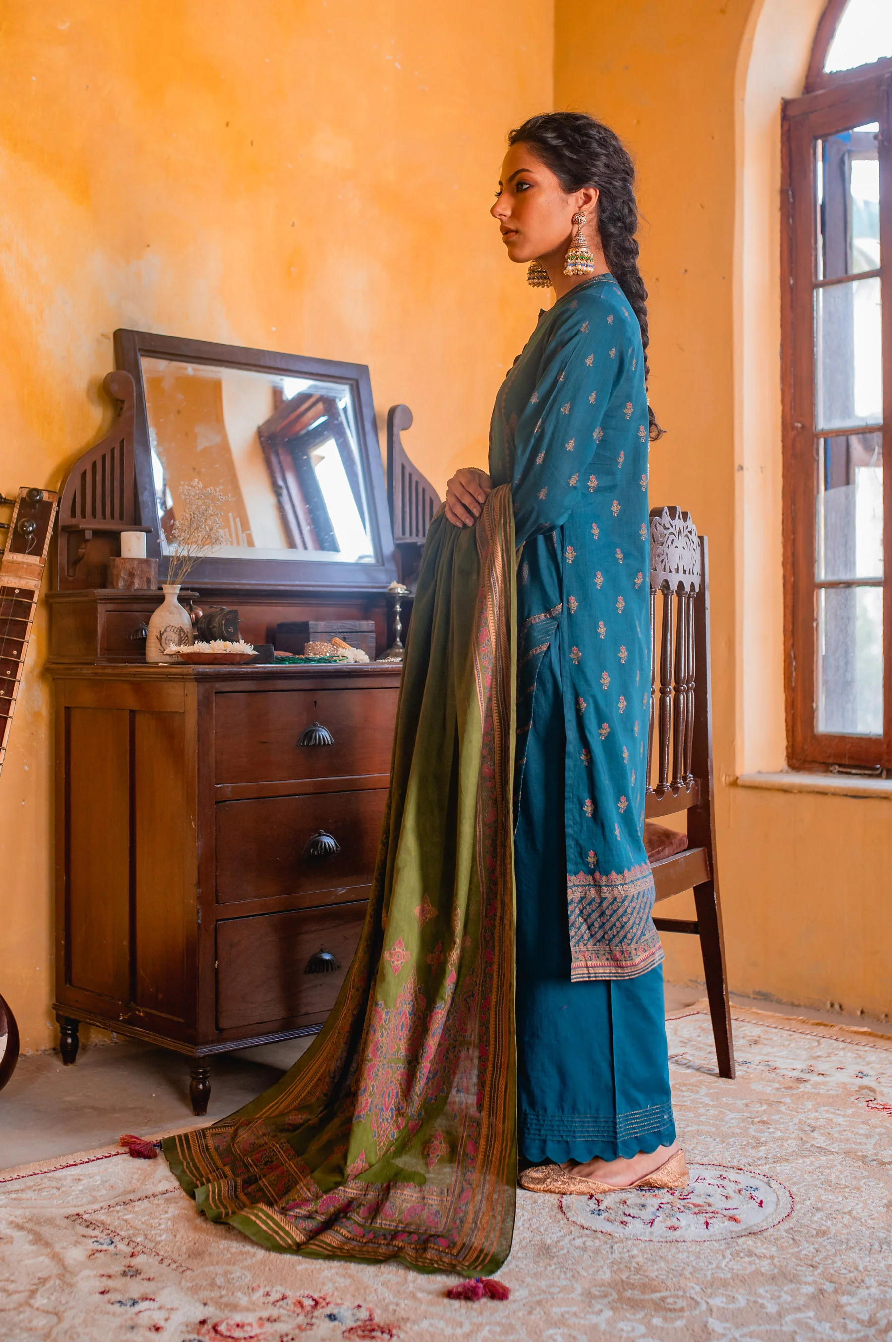Stitched 3 Piece Gold & Colored Paste Lawn Suit - Image 4