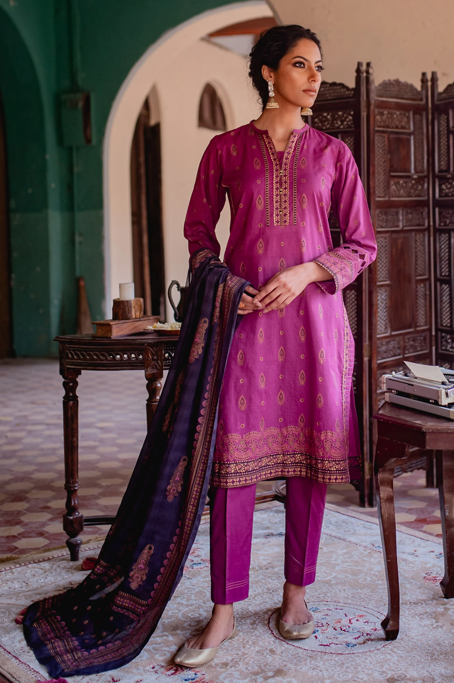 Stitched 3 Piece Gold & Colored Paste Lawn Suit - Image 2