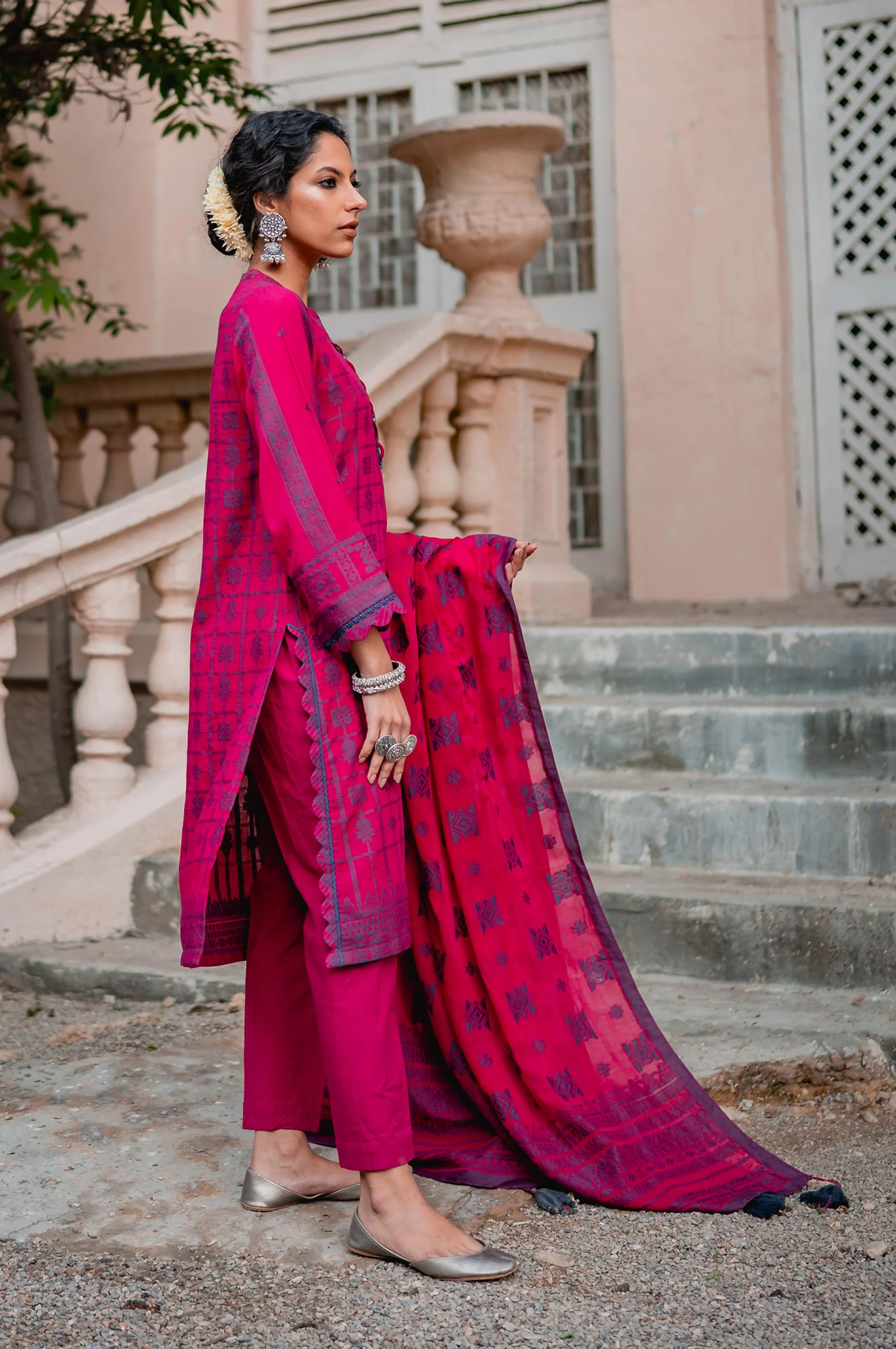Stitched 3 Piece Jacquard Suit - Image 3
