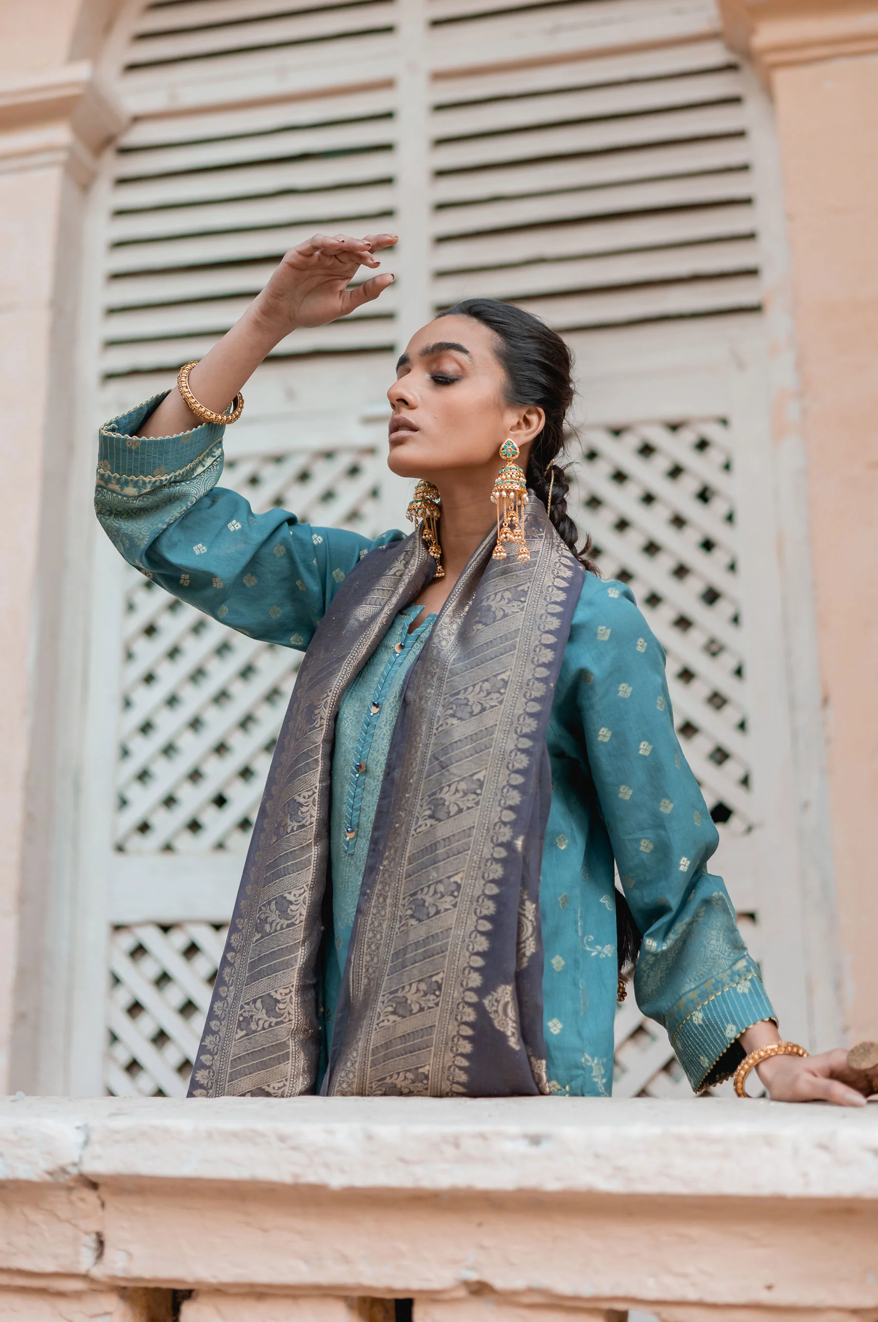 Stitched 3 Piece Jacquard Suit - Image 4