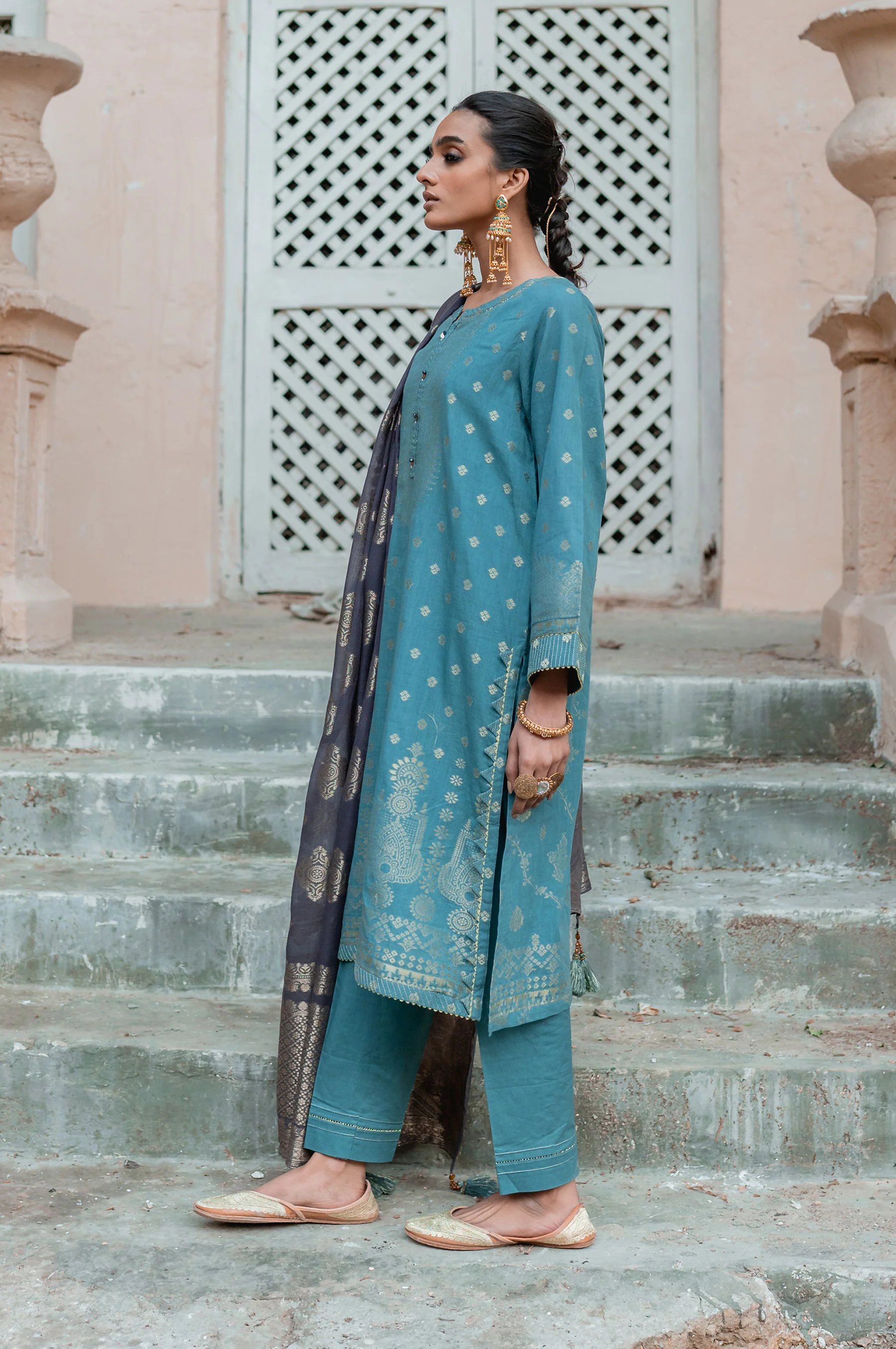 Stitched 3 Piece Jacquard Suit - Image 5