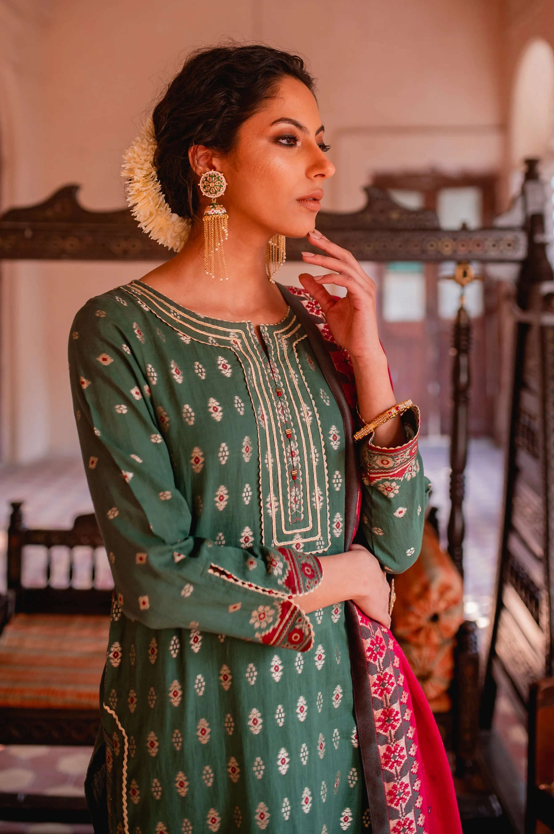 Stitched 3 Piece Jacquard Suit - Image 4