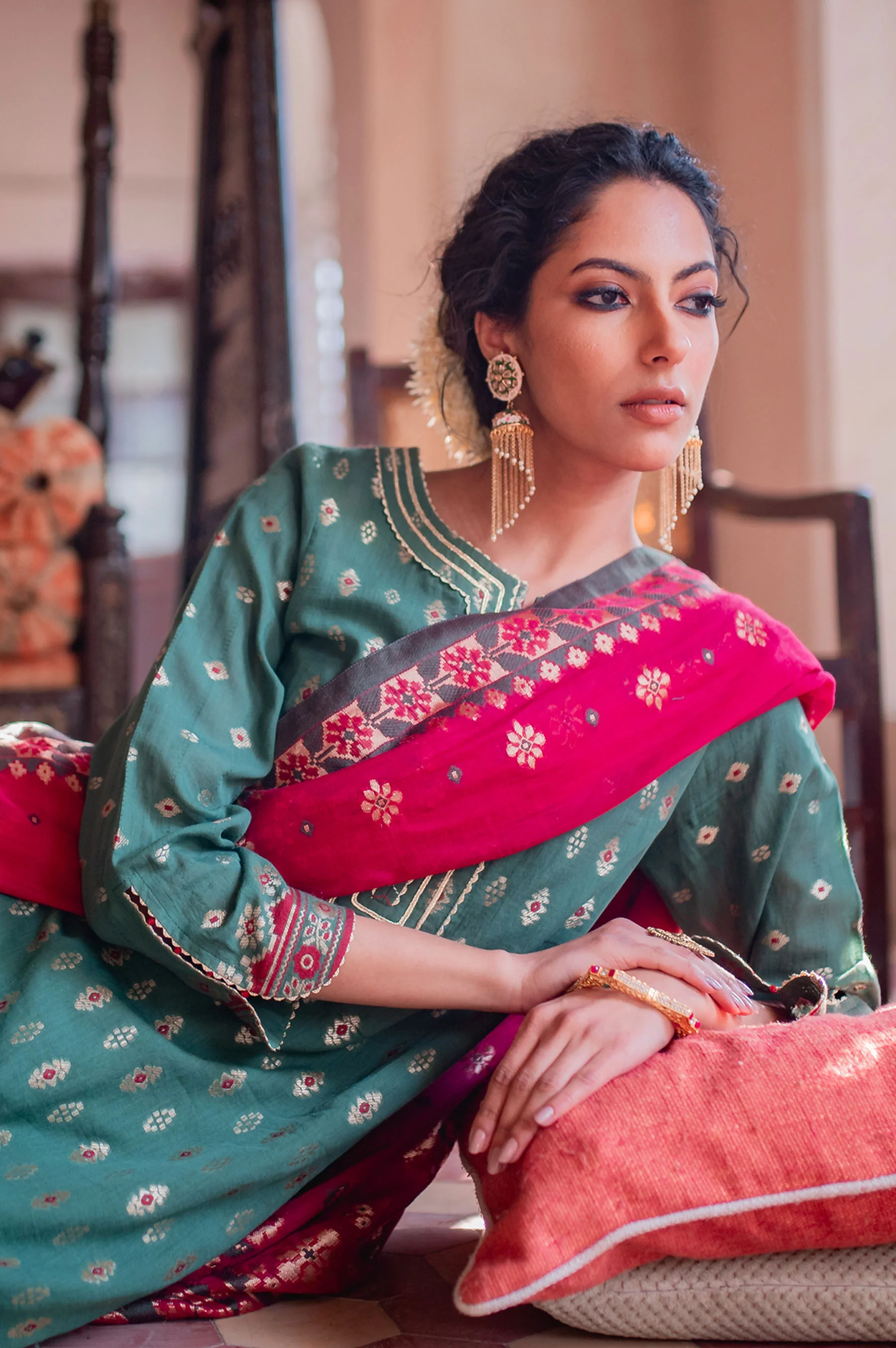 Stitched 3 Piece Jacquard Suit - Image 5