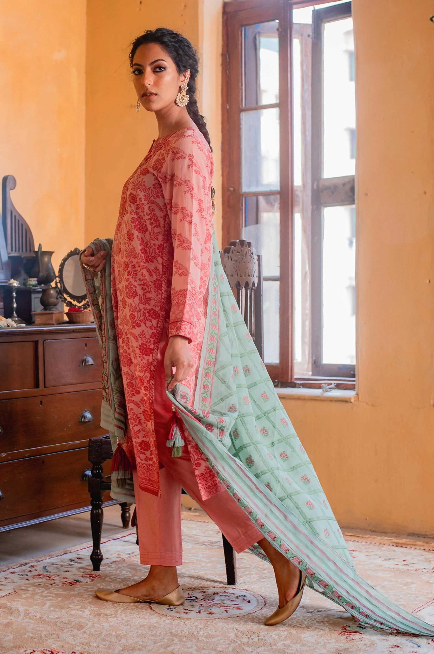 Stitched 3 Piece Jacquard Suit - Image 2