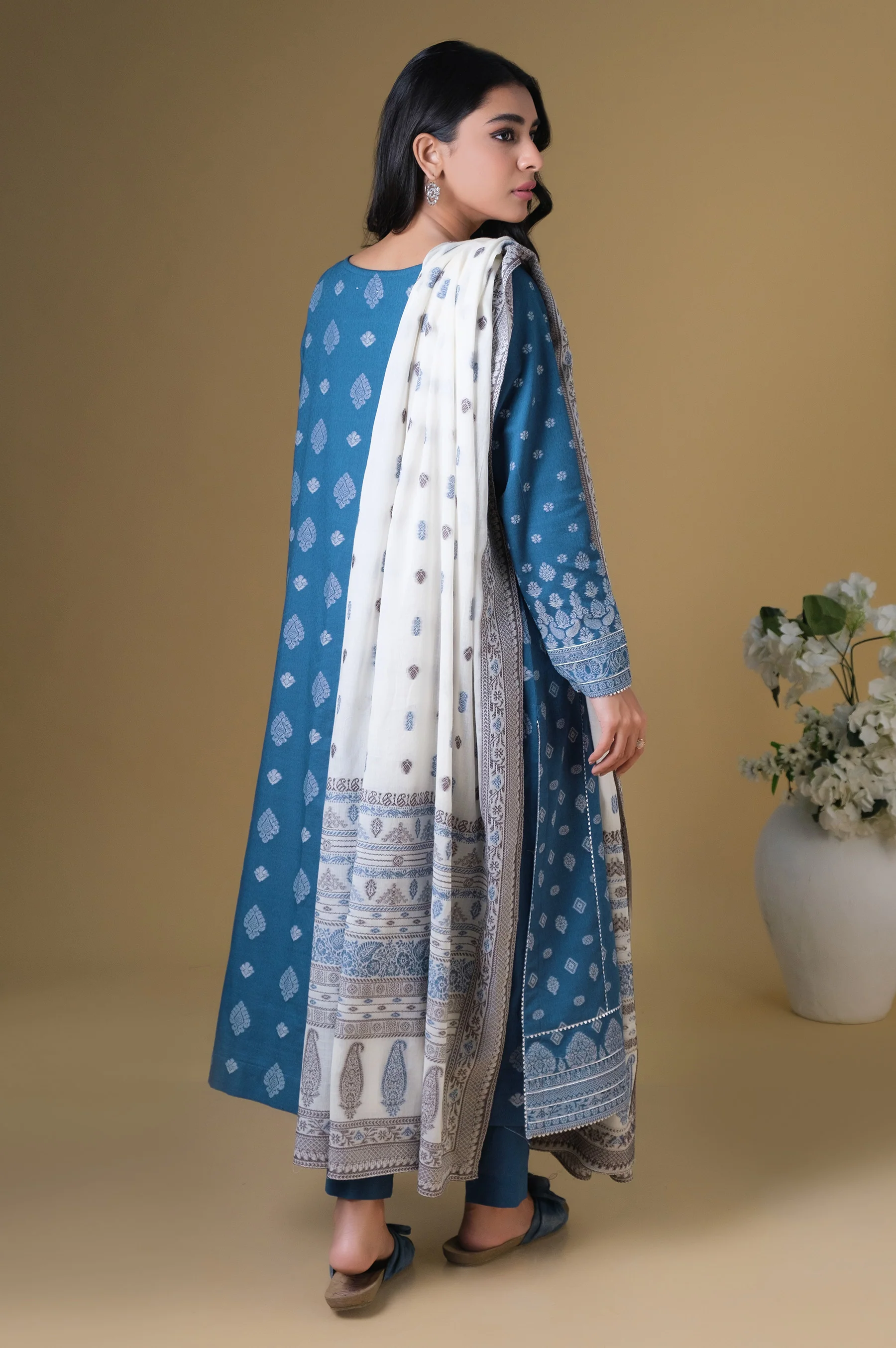 Stitched 3 Pieces Dyed Jacquard Suit - Image 4